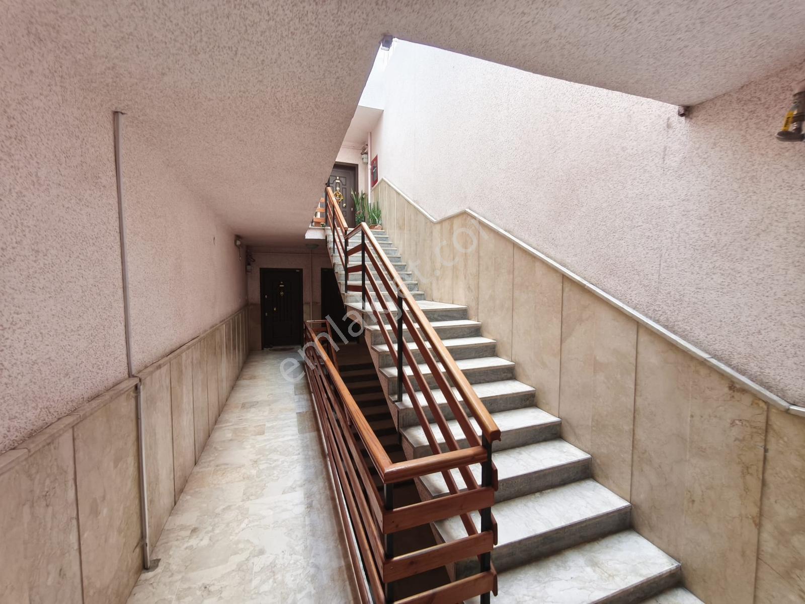 Yeni Adliye,şehir Hastanesi Yakını Kiralık Full Eşyalı 3+1 100m² - Görsel 2