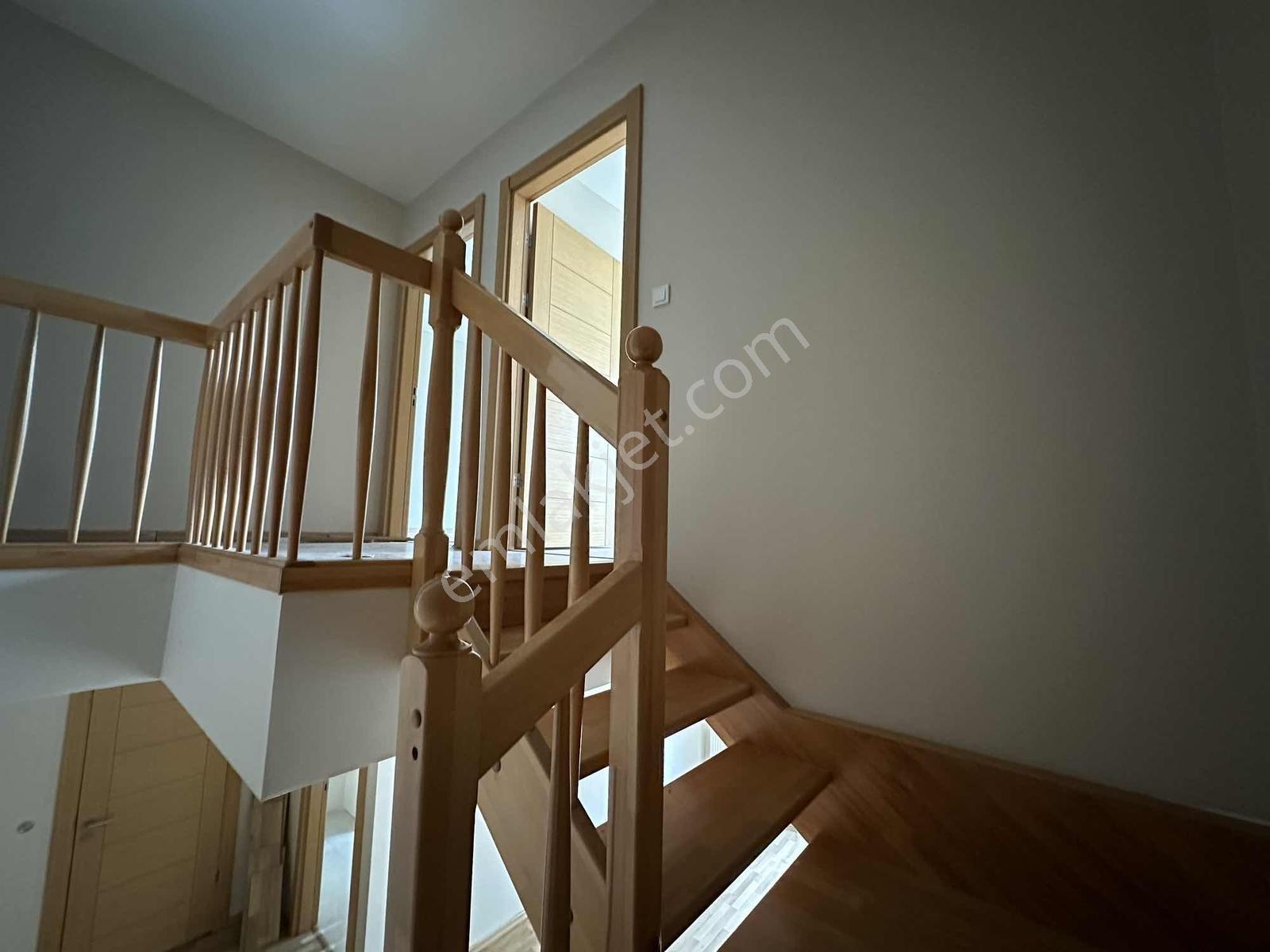 Merkezi Lokasyonda 125m² 2+1 Geniş Bahçe Dubleksi - Görsel 32