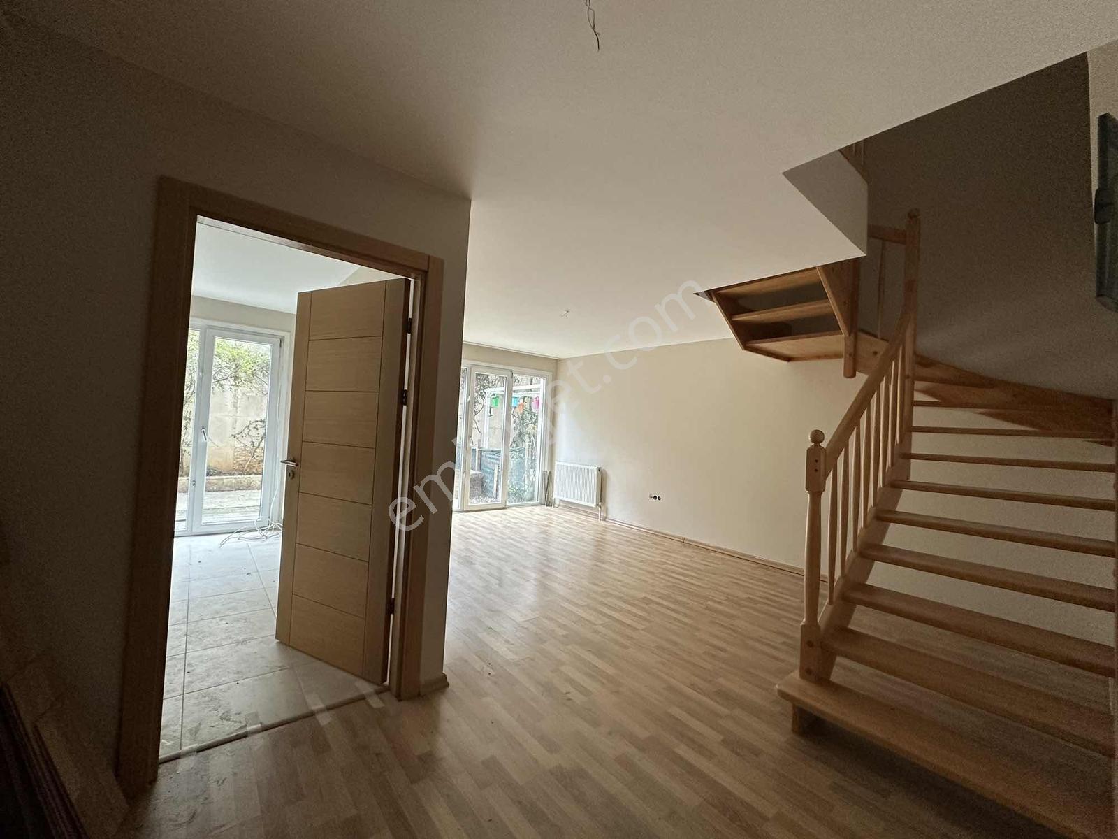 Merkezi Lokasyonda 125m² 2+1 Geniş Bahçe Dubleksi - Görsel 27