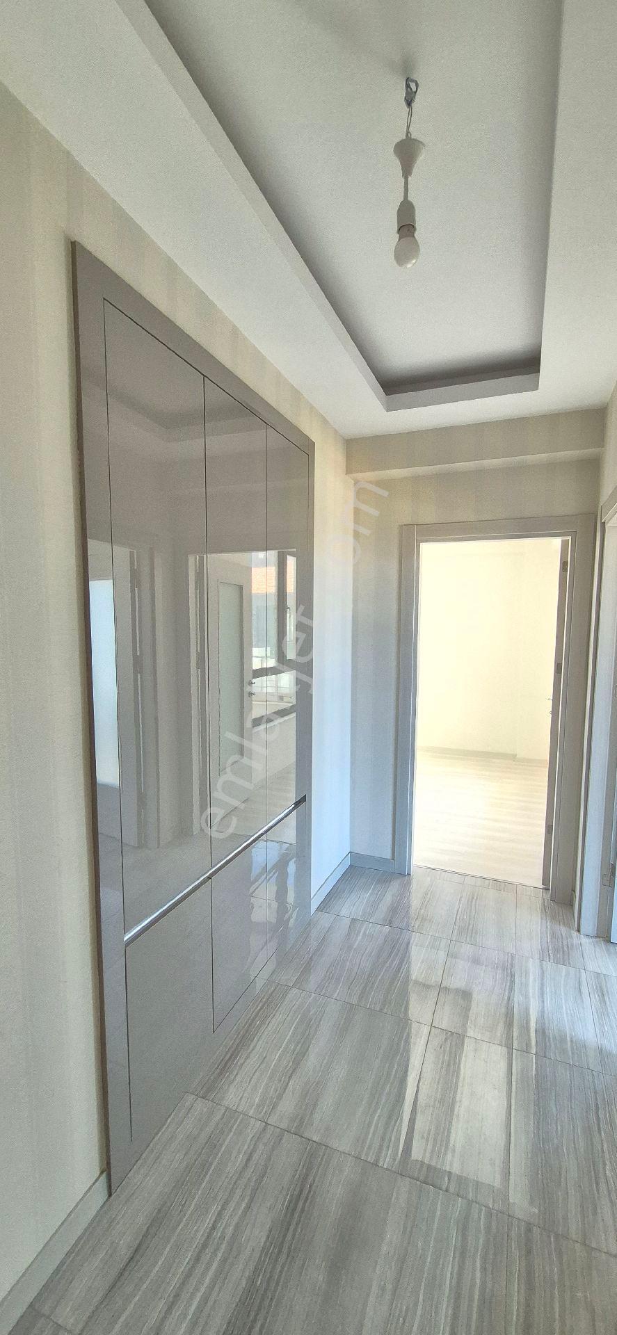 Selahaddini Eyyübü Mah.kiralık Temiz 2+1 Daire - Görsel 8