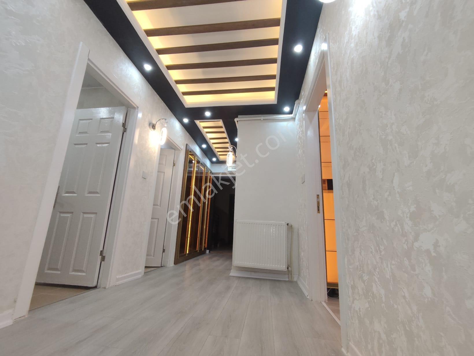 Yılmaz Gayrımenkulden Satıık Asansorlu Ara Kat Cadde Üzerı 3+1 - Görsel 34