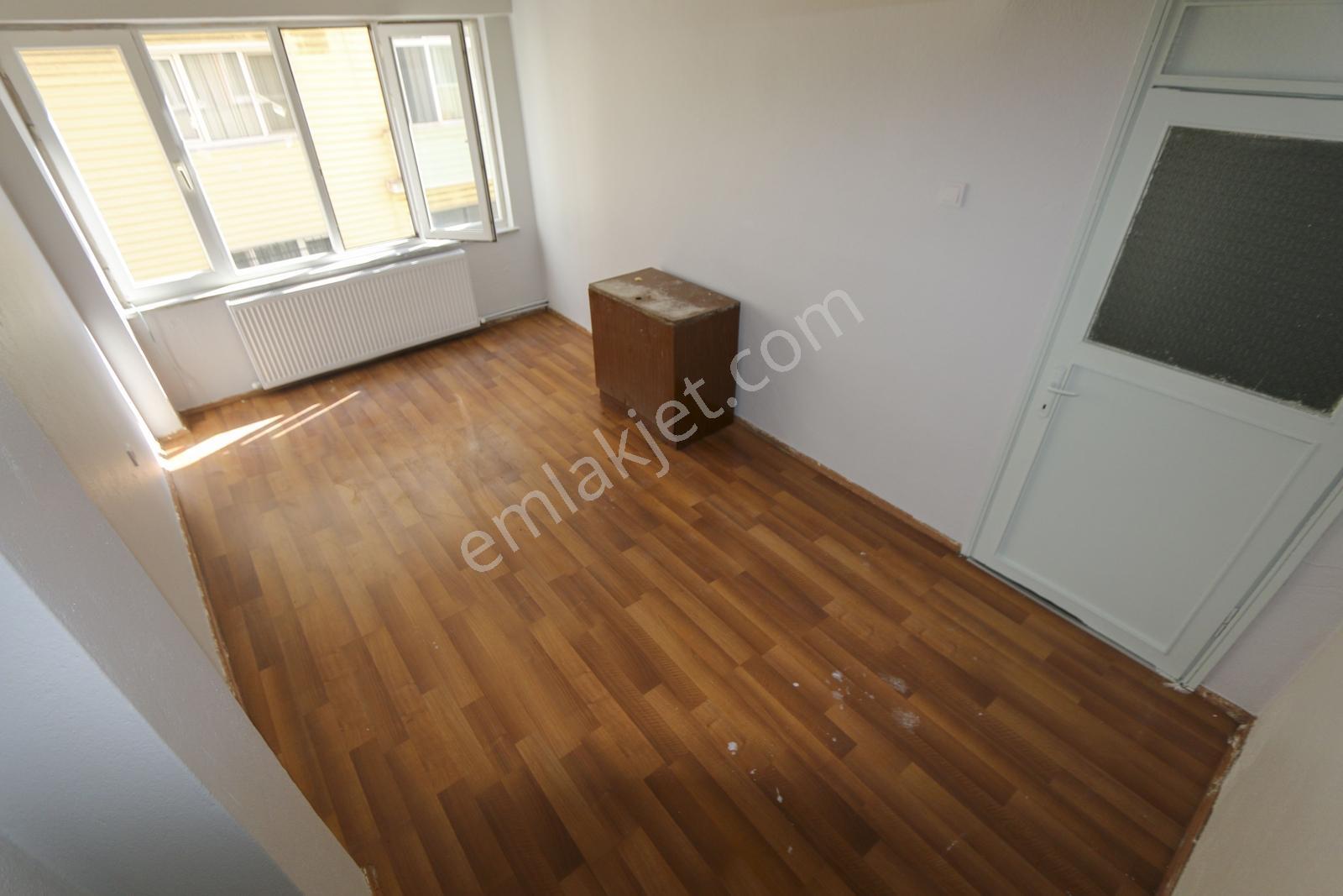 Lıon Emlak'tan Ordu Caddesi Yakını,balkonlu Arakat Kiralık Daire - Görsel 4