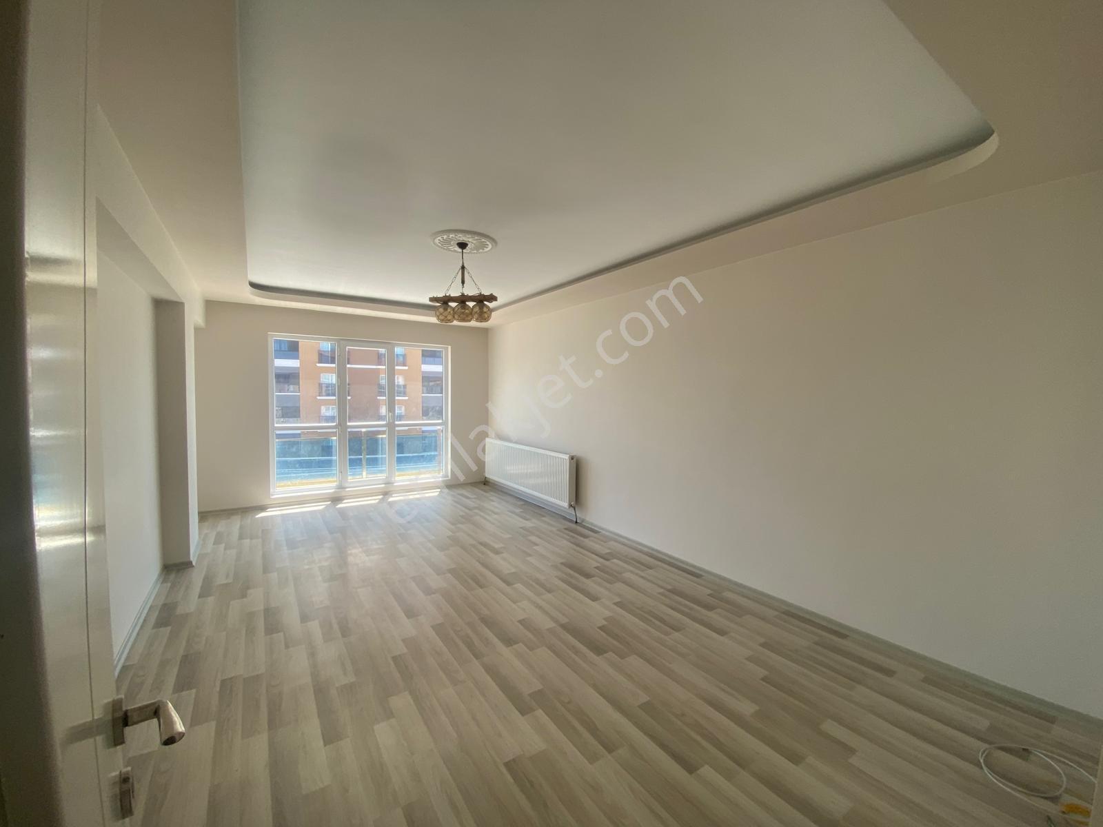 Yeniken Emlak'tan Katta Kiralık Daire - Görsel 23