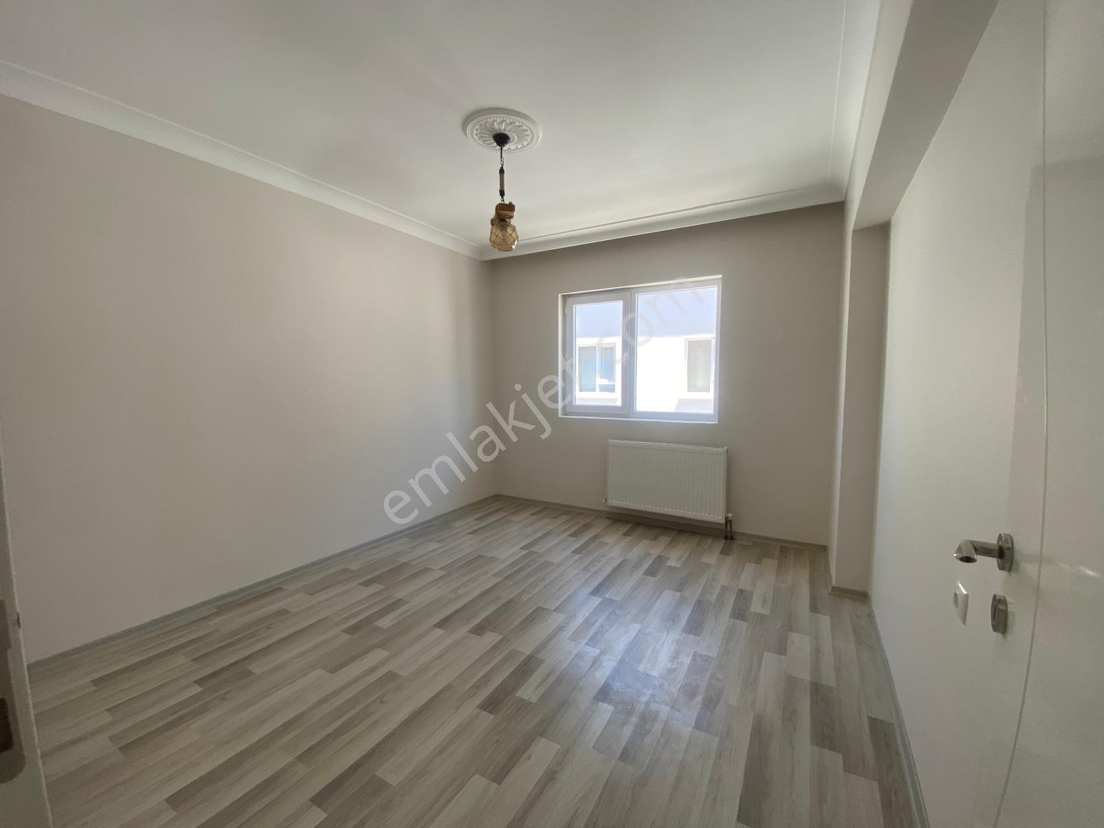 Yeniken Emlak'tan Katta Kiralık Daire - Görsel 6