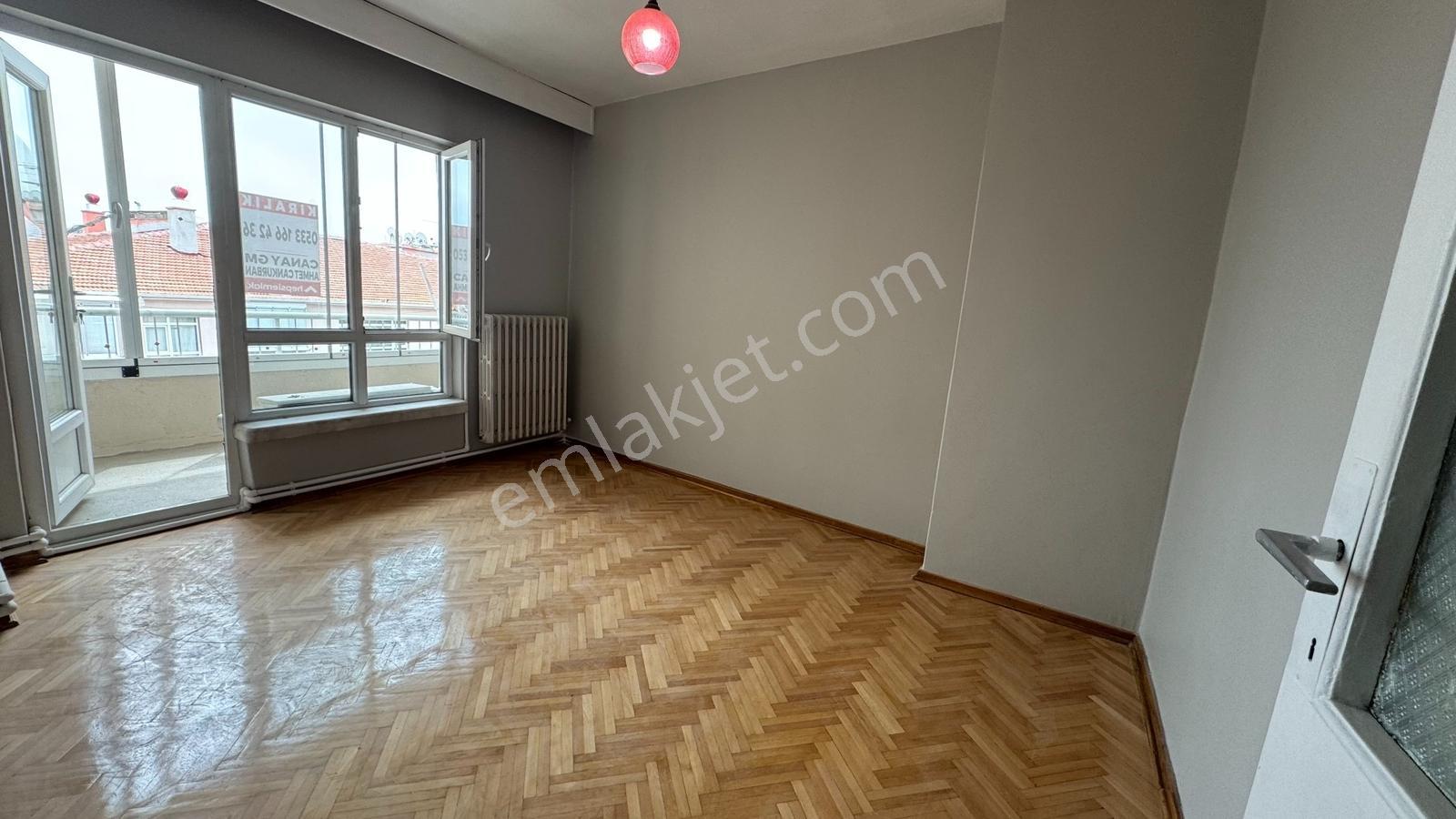 Yenimahalle Merkez De Site İçi Manzaralı 3+1 110m2 Kiralık Daire - Görsel 32