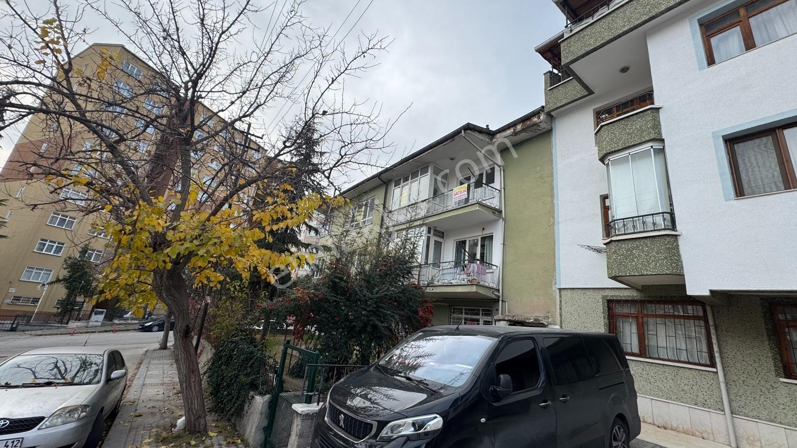Yenimahalle Ergenekon Mah. Beyazköy Sk. 3+1 100 M2 Satılık - Görsel 9