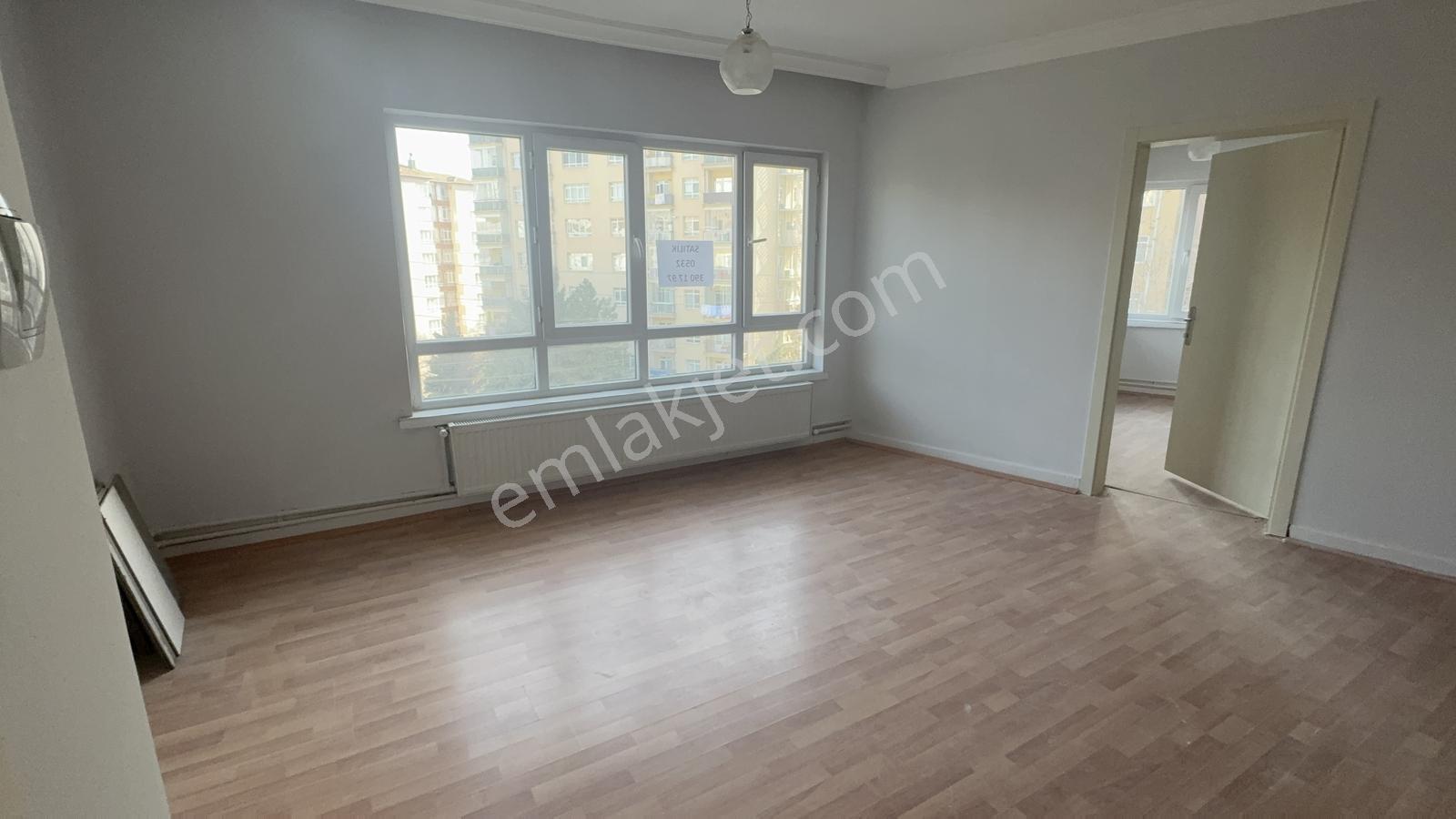 Yenimahalle Ergenekon Mah. Beyazköy Sk. 3+1 100 M2 Satılık - Görsel 29