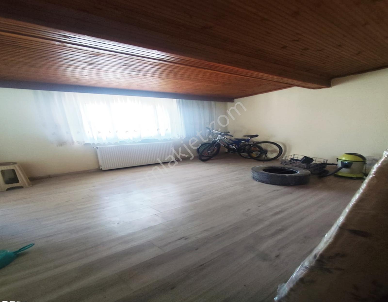 Aileler İçin İdeal! Geniş Ve Ferah Kiralık 2+1 Çatı Katı Daire - Görsel 20