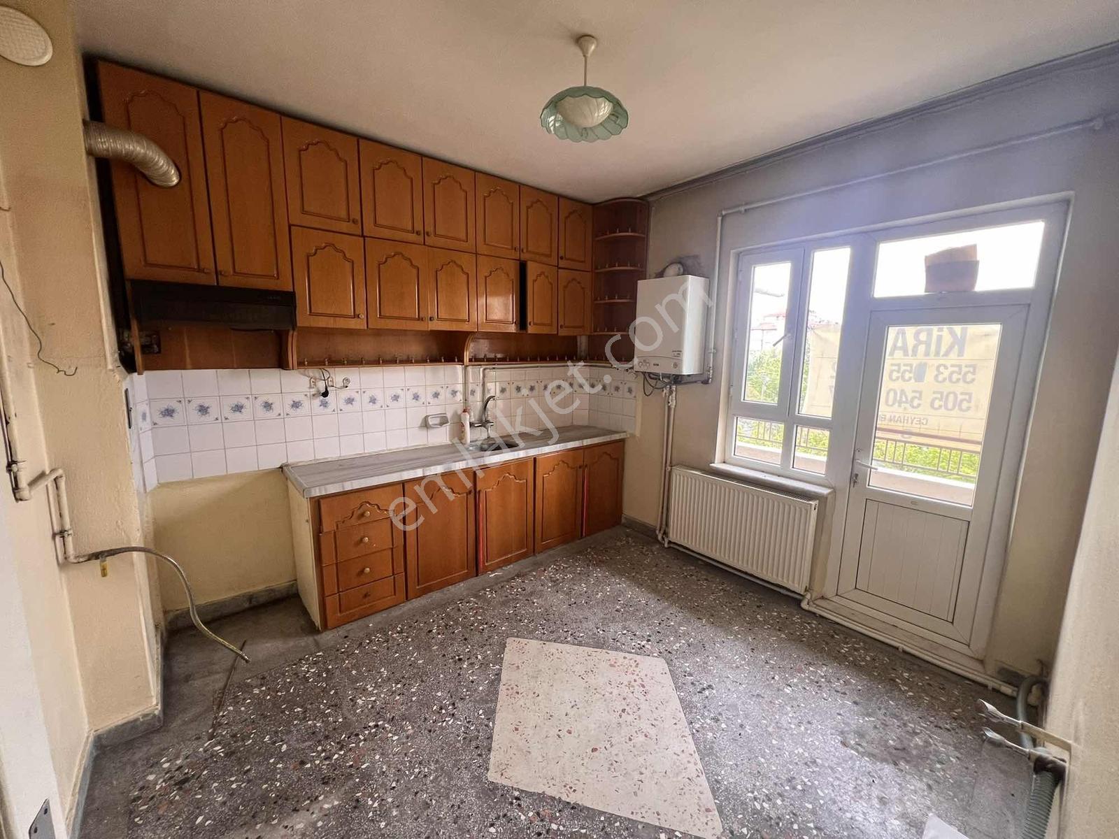 Real Karşı Mah Kiralık 2+1 Arakat Kombili Daire