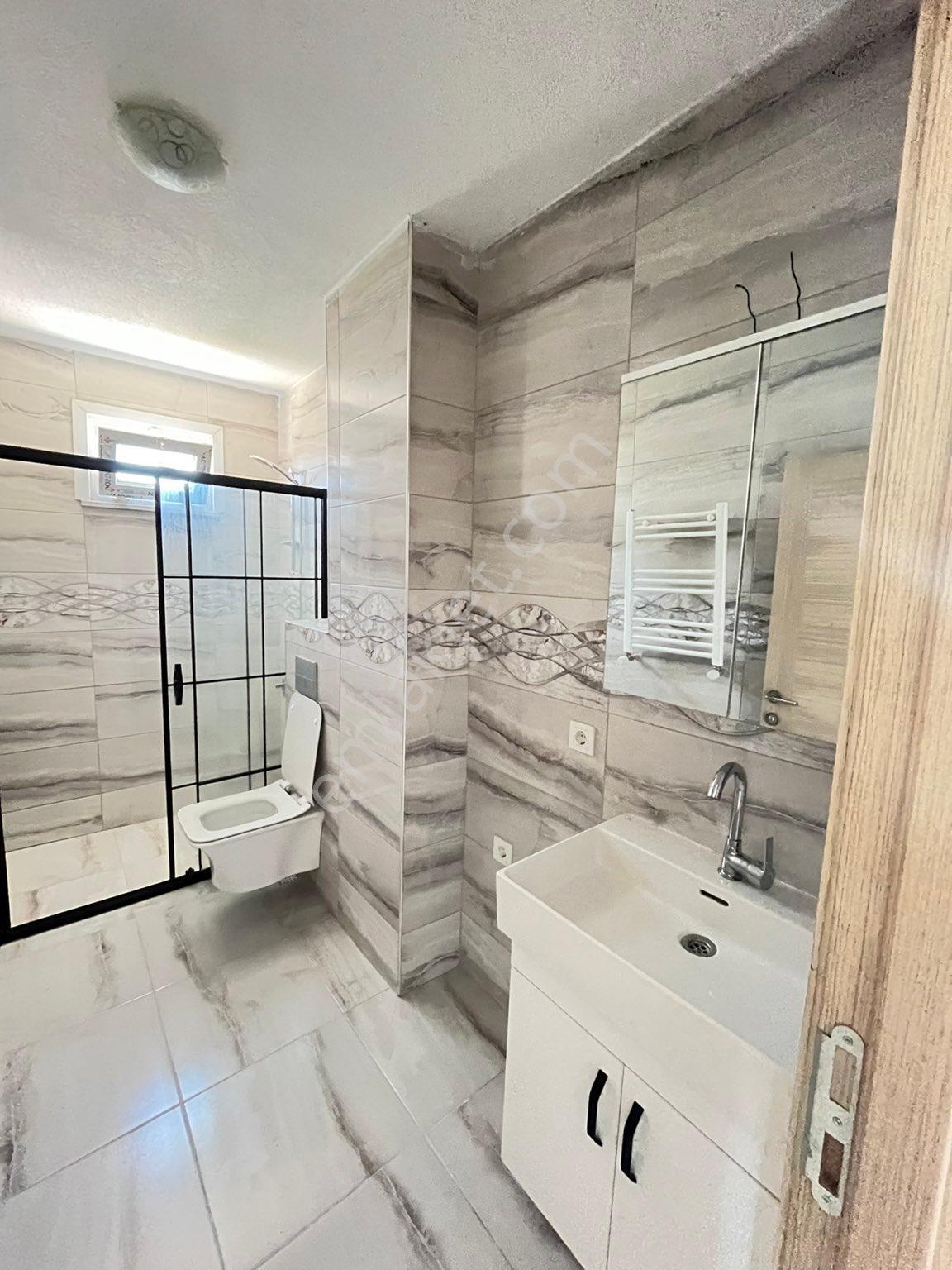Hamidiye Mh Ebeveyn Banyo Cadde Üzeri Harika Konum Kiralık Daire - Görsel 4