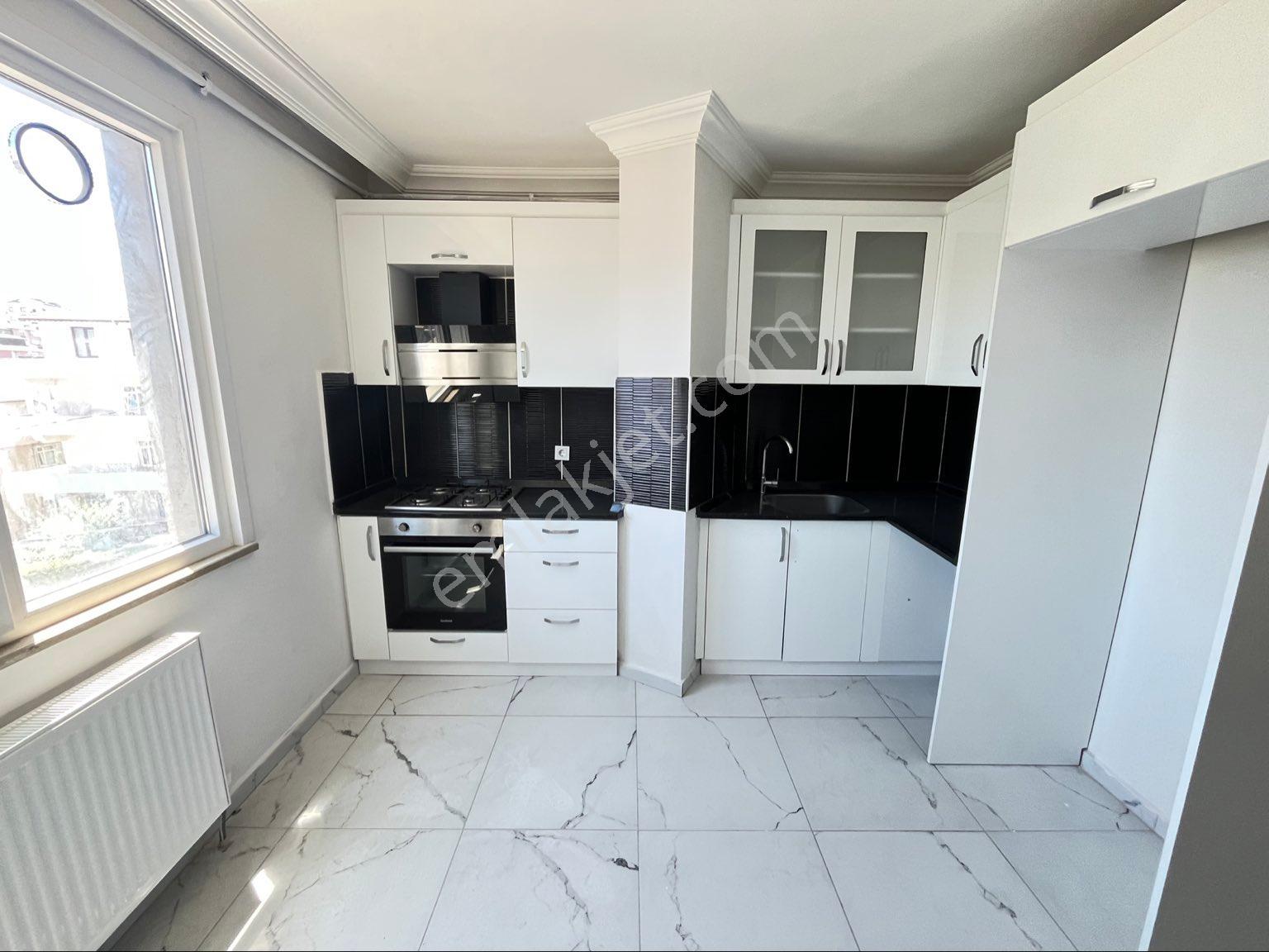 Hamidiye Mh Ebeveyn Banyo Cadde Üzeri Harika Konum Kiralık Daire - Görsel 6