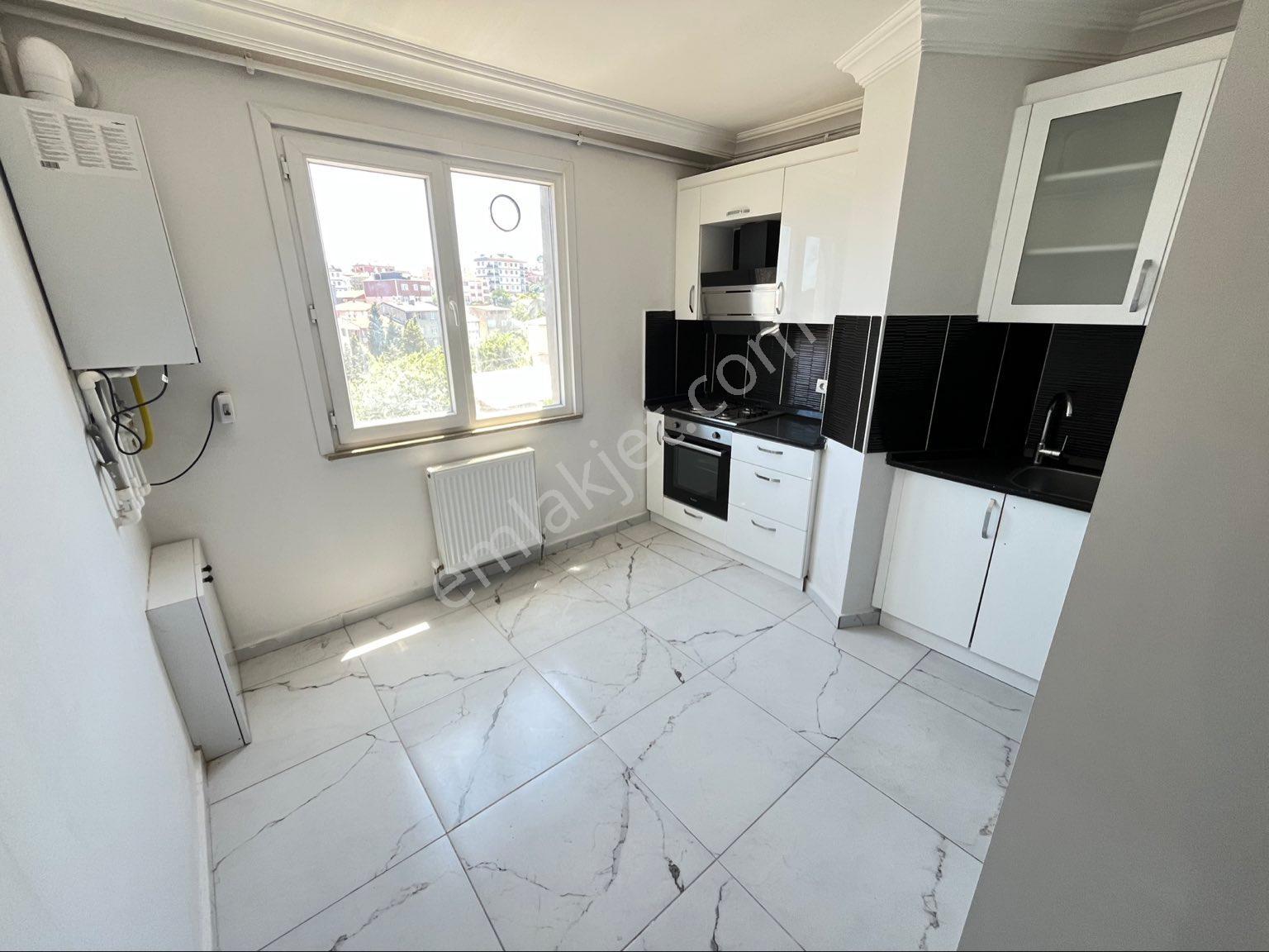 Hamidiye Mh Ebeveyn Banyo Cadde Üzeri Harika Konum Kiralık Daire - Görsel 5