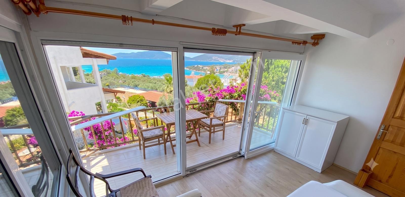 Milas Kıyıkışlacık Deniz Manzaralı Kiralık 4+1 Lüks Tripleks - Görsel 14