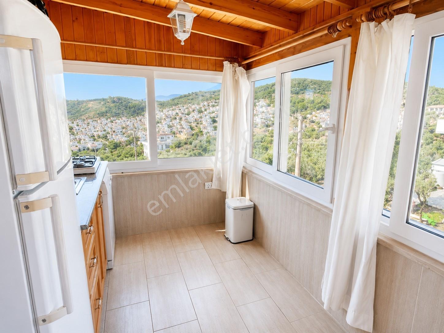Milas Kıyıkışlacık Deniz Manzaralı Kiralık 4+1 Lüks Tripleks - Görsel 15
