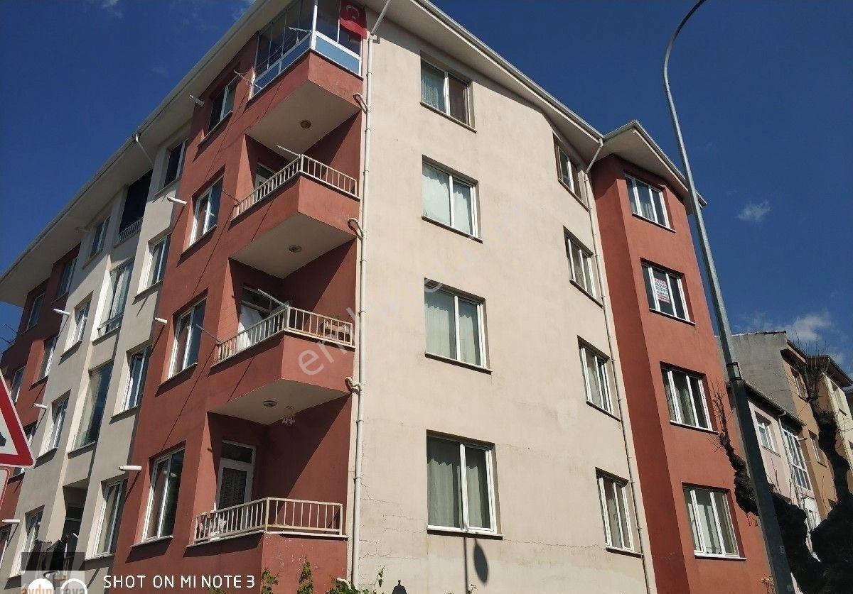 Bahçelievler Mahallesi'nde Kiralık 3+1 Asansörlü Ara Kat Balkonlu Daire - Görsel 8