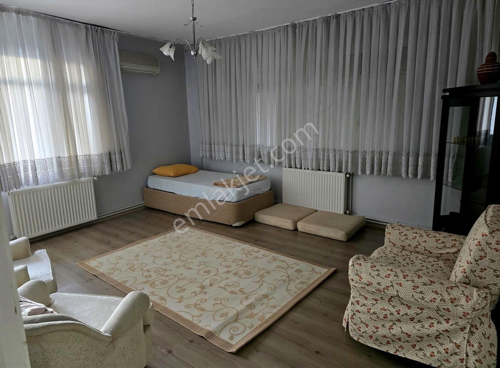 Göztepe Metro Yakını Eşyalı 2+1 Kiralık Daire (kısa Dönem) - Görsel 8