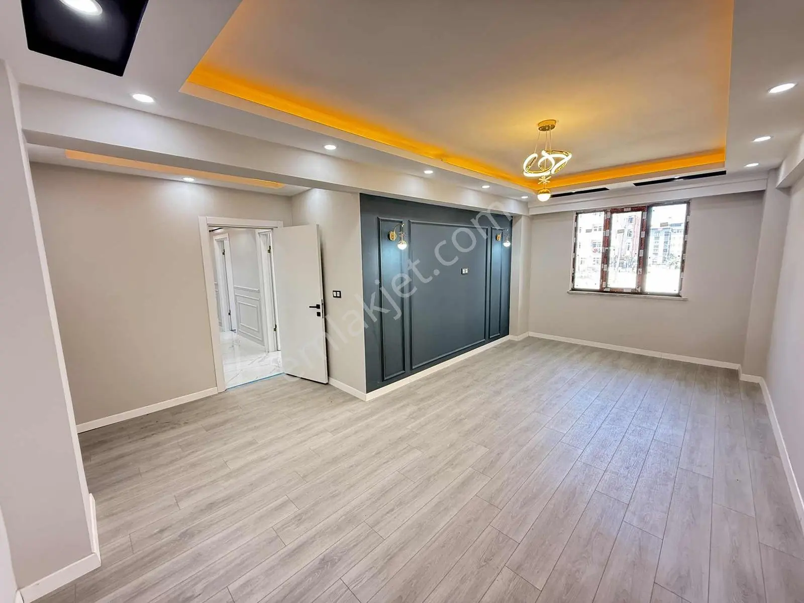 Gümüş Grouptan Devlet Hastanesinin Arkasında Kiralık Daire