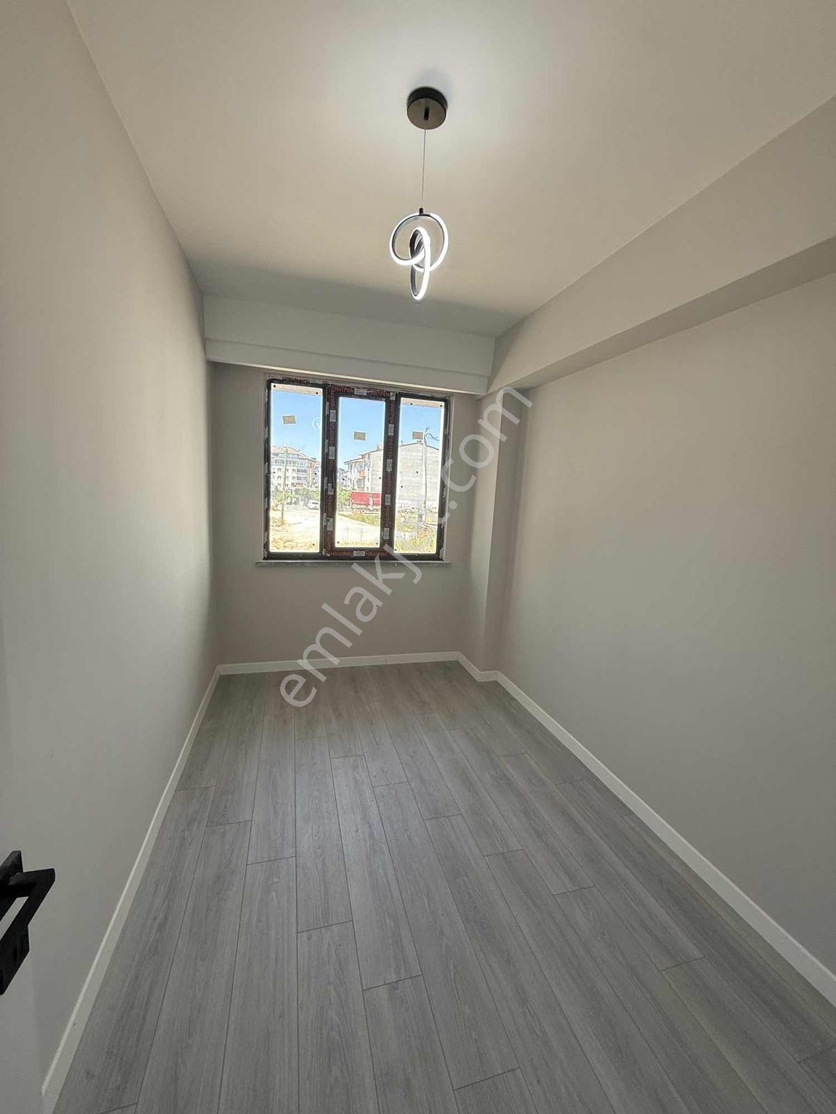 Gümüş Grouptan Devlet Hastanesinin Arkasında Kiralık Daire - Görsel 23
