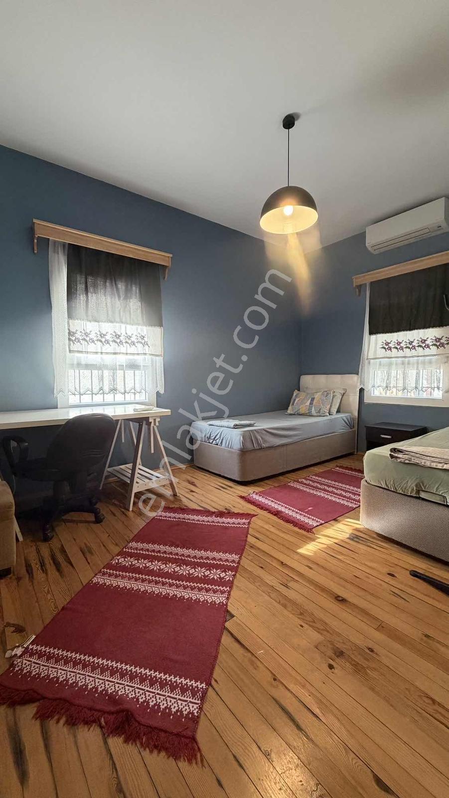 Denize Yürüme Mesafesinde Çarşı İçi Bahçeli Daire - Görsel 22