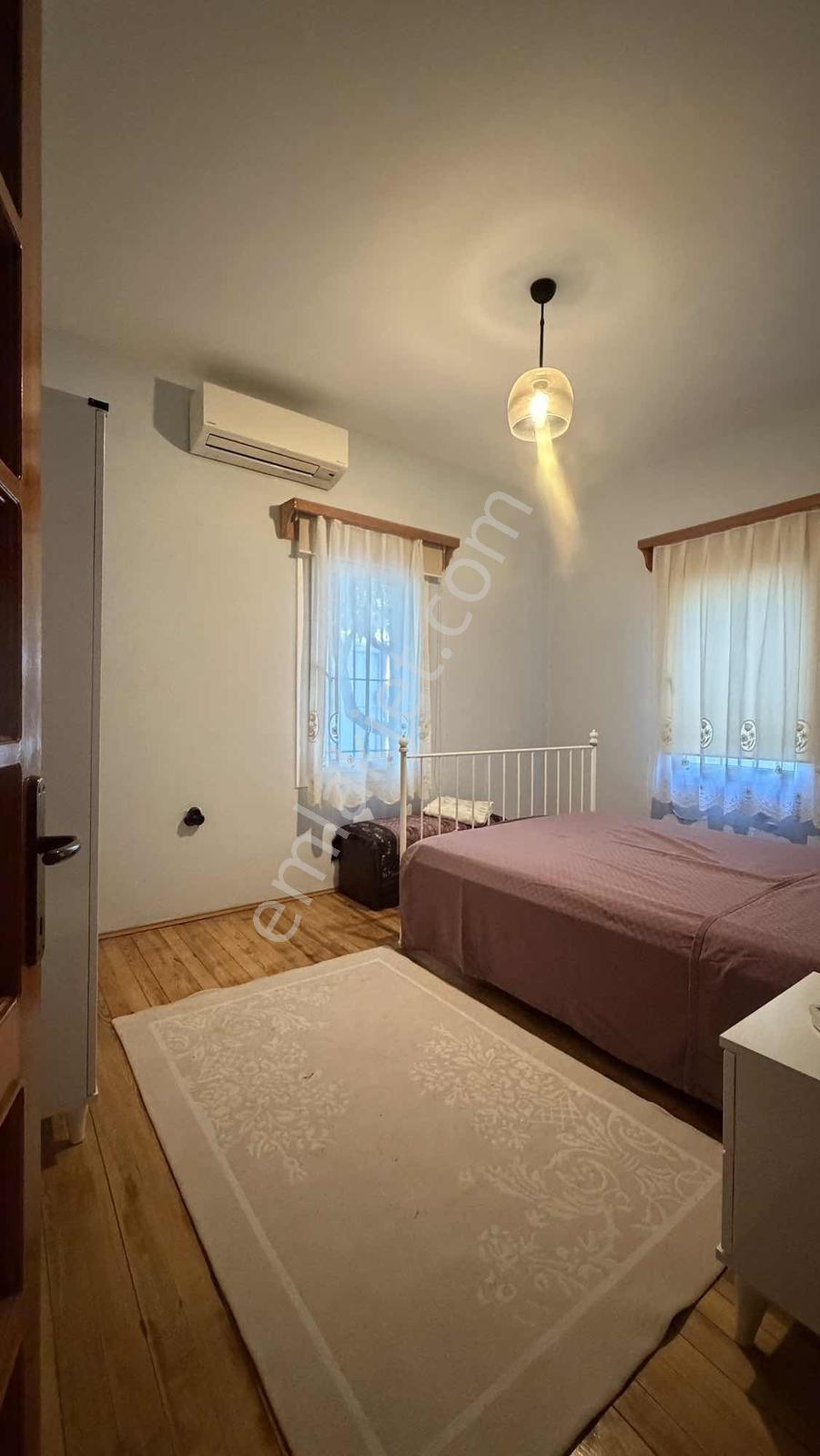 Denize Yürüme Mesafesinde Çarşı İçi Bahçeli Daire - Görsel 19