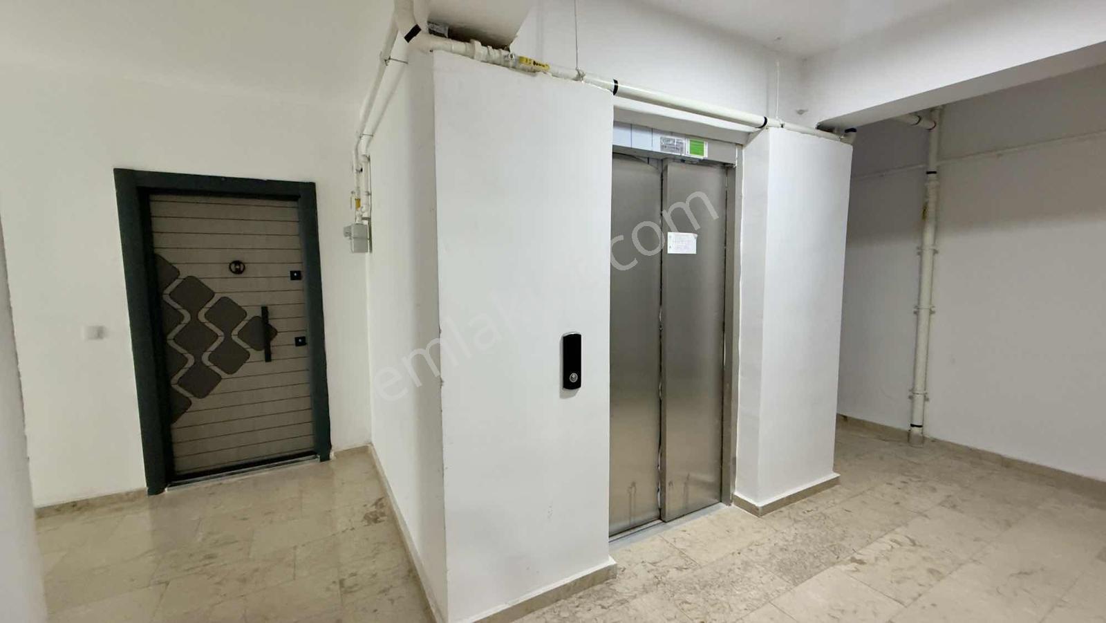 Remax Dem'den Yenimahalle Migros Yanı Yatırımlık Kiracılı 1+1 - Görsel 4