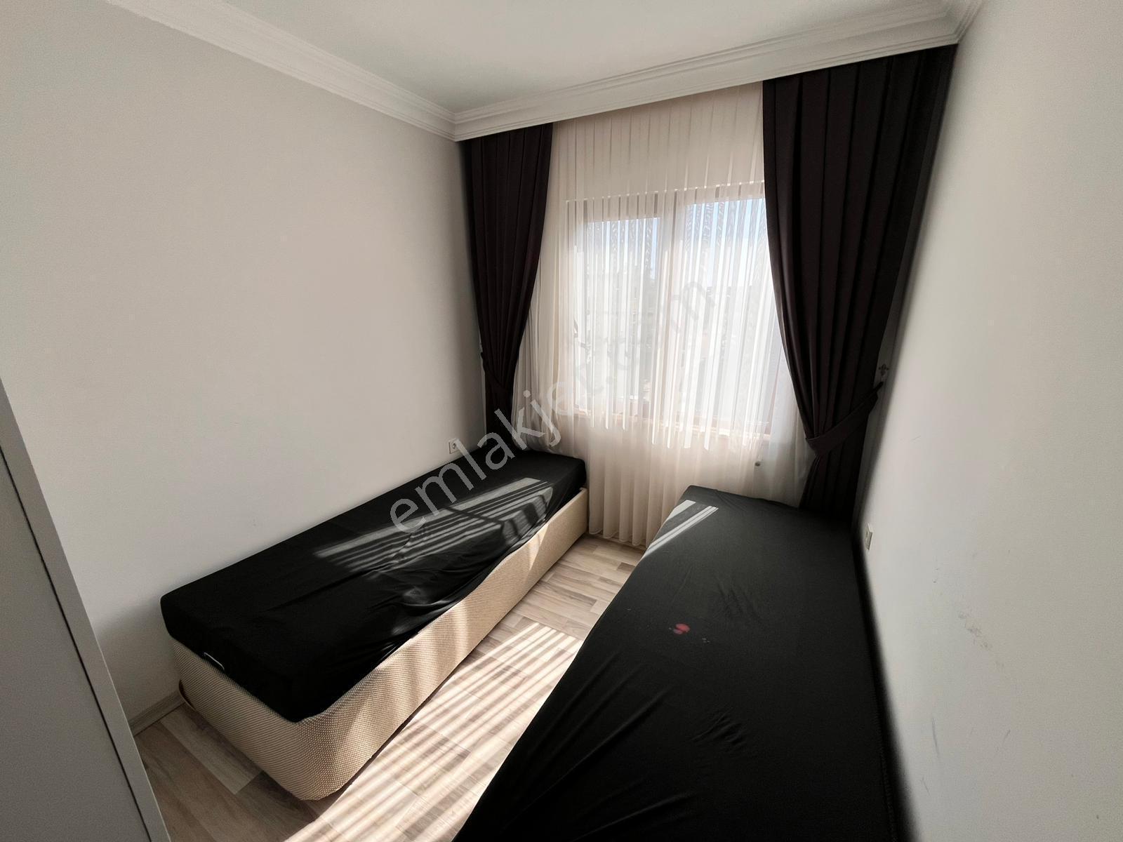 Yeni Mahalle'de Asansörlü Eşyalı 3+1 A.mutfka Dubleks Daire - Görsel 3