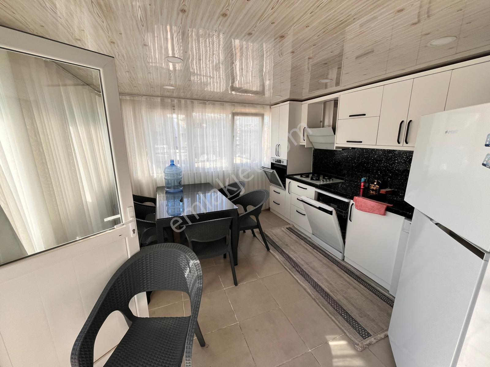 Yeni Mahalle'de Asansörlü Eşyalı 3+1 A.mutfka Dubleks Daire - Görsel 9