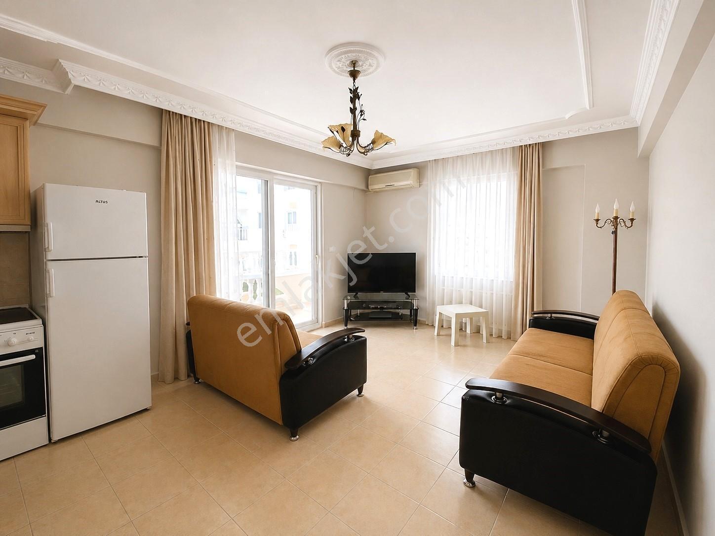 Didim'de Havuzlu Site İçinde 3+1 Full Eşyalı Çift Balkonlu Daire