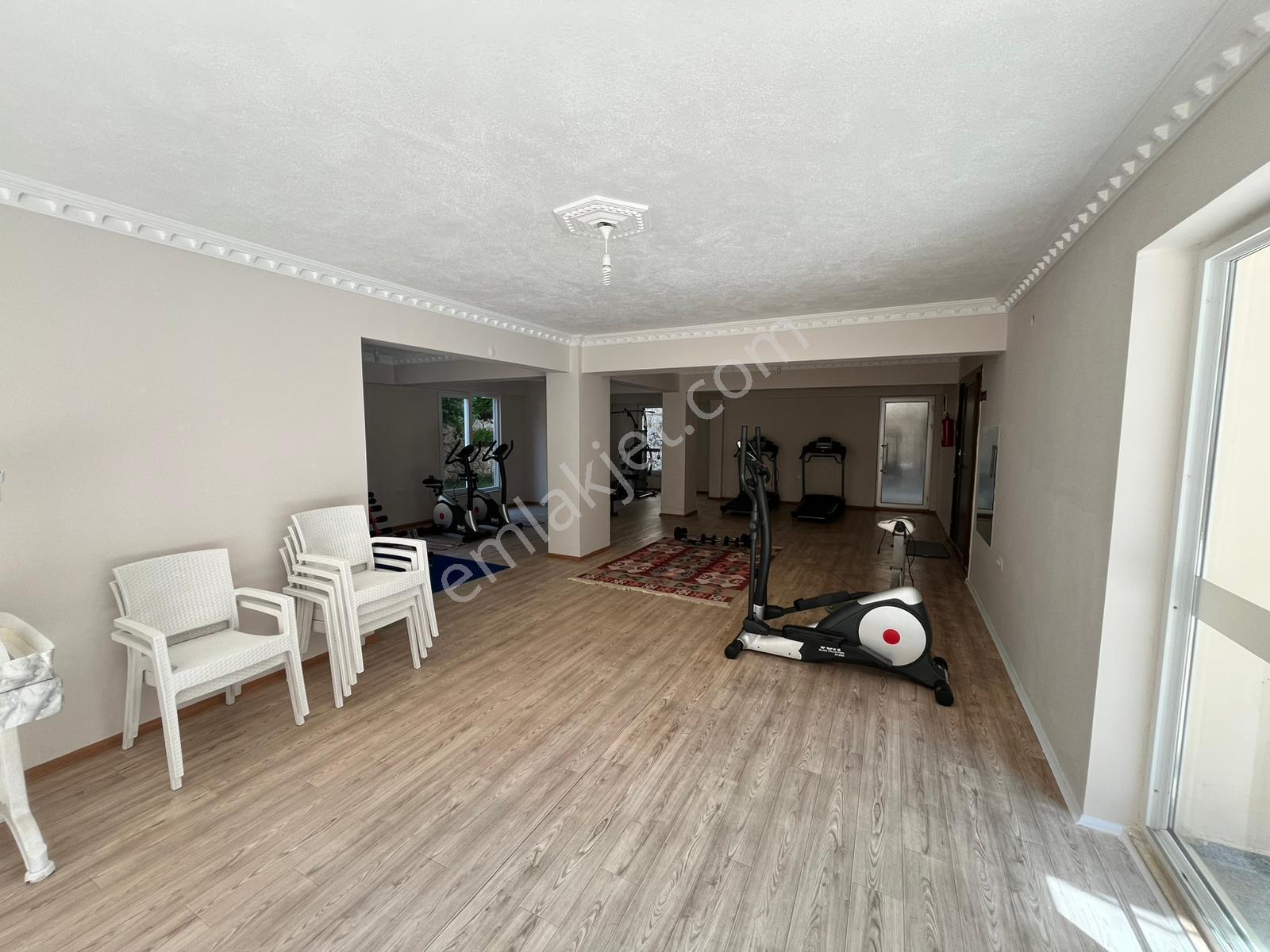Didim'de Havuzlu Hamamlı Saunalı Asansörlü Sitede 2+1 Daire - Görsel 17
