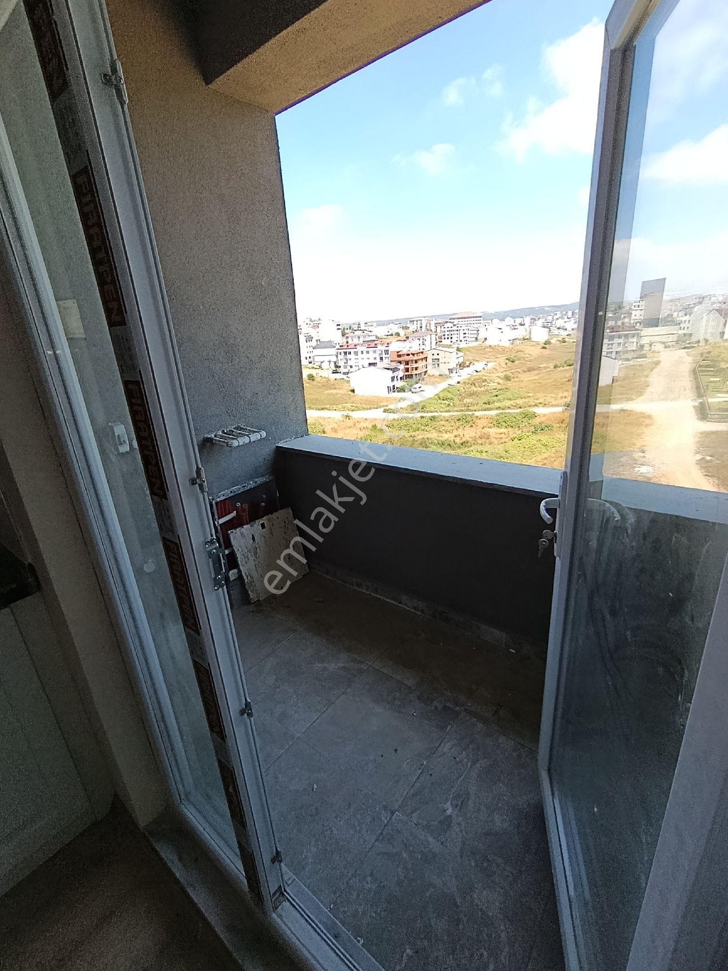 Arnavutköy Nenehatunda Sitede Satılık 3+1 Çatı Kat Dubleks Daire - Görsel 7