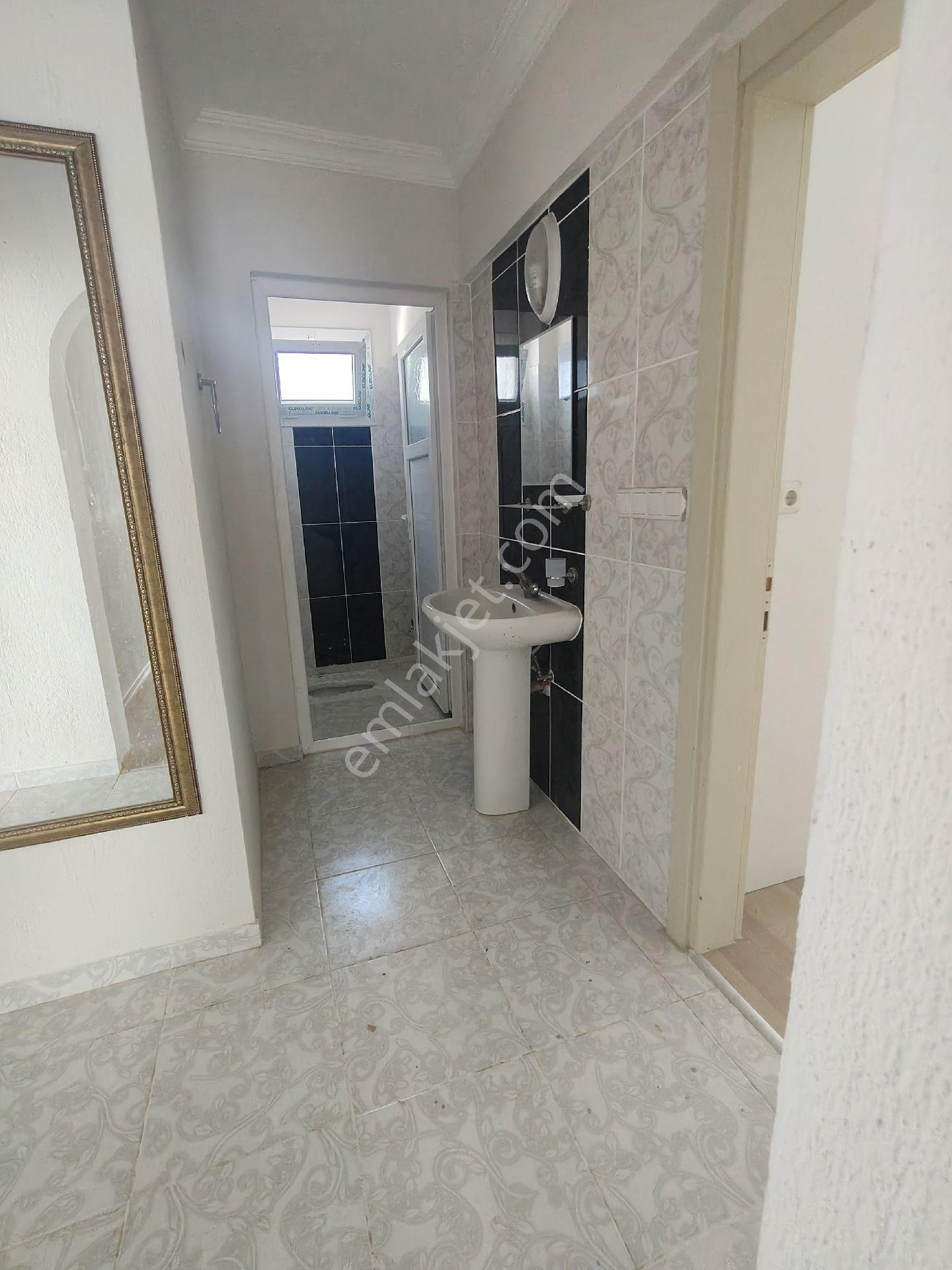 🏡 Kaçıran Üzülür! Girişburnu Sanayi Bölgesi’nde Kiralık 3+1 Fırsatı! 🏡 - Görsel 14