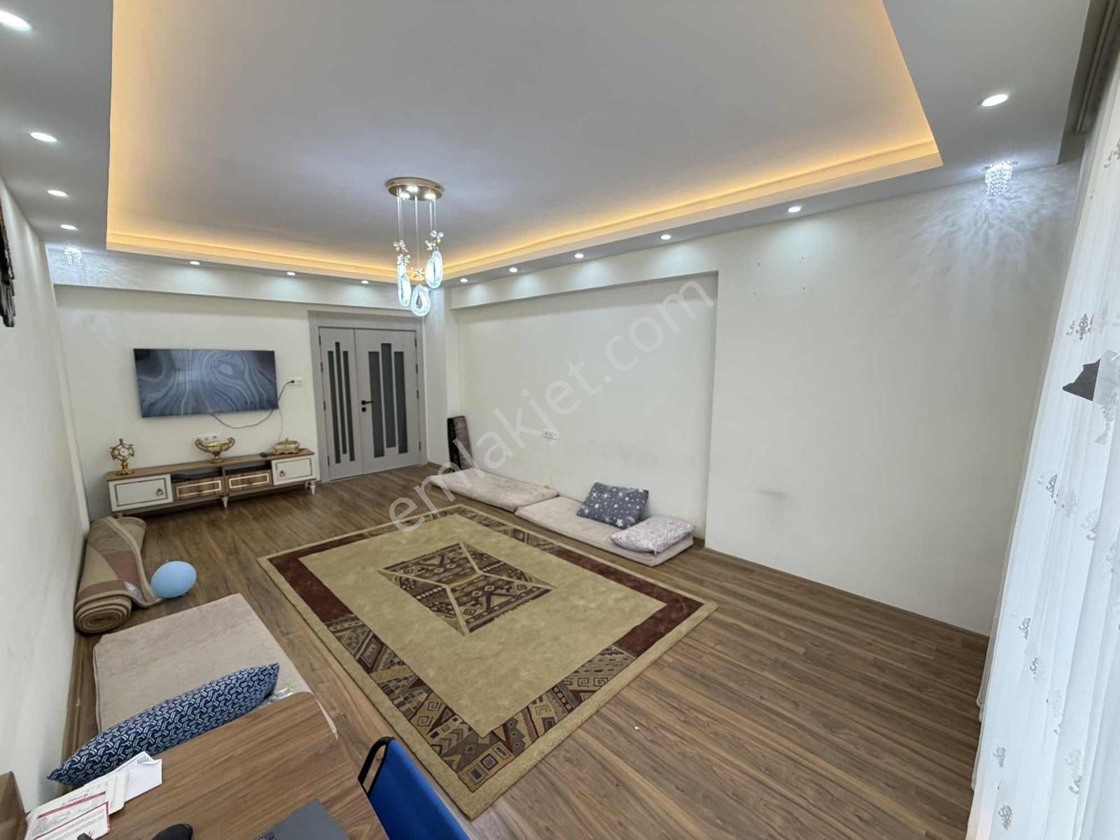 Kiralık Cambalkonlu 2.5+1 Yol Cepheli. - Görsel 20