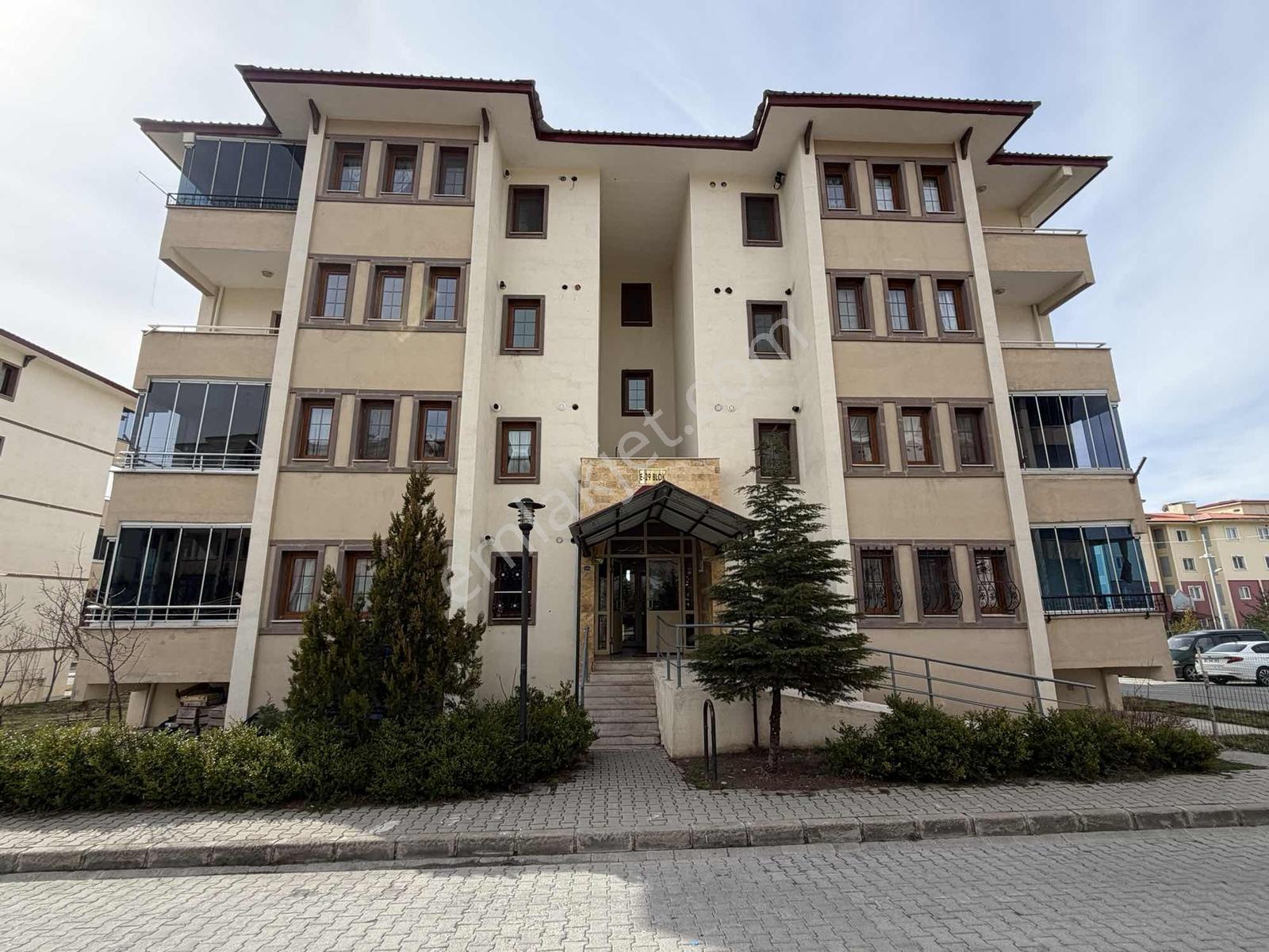 Tuncaygül'den Satılık 2+1 Daire | Geçit 2. Etap