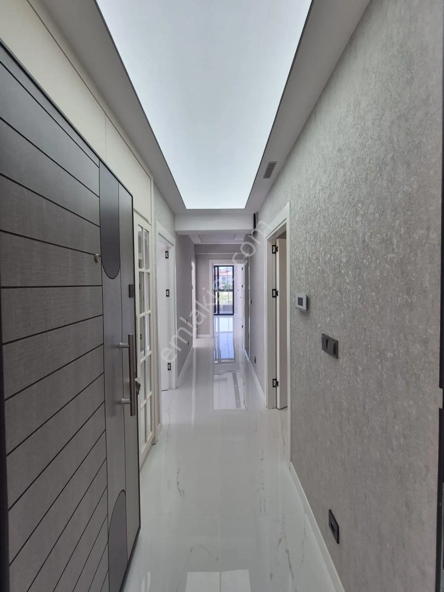 Afyon Üçok Emlaktan Kanlıca Mah Kiralık Sıfır Niteliğinde Lüx 3+1 1 Kat Daire - Görsel 5