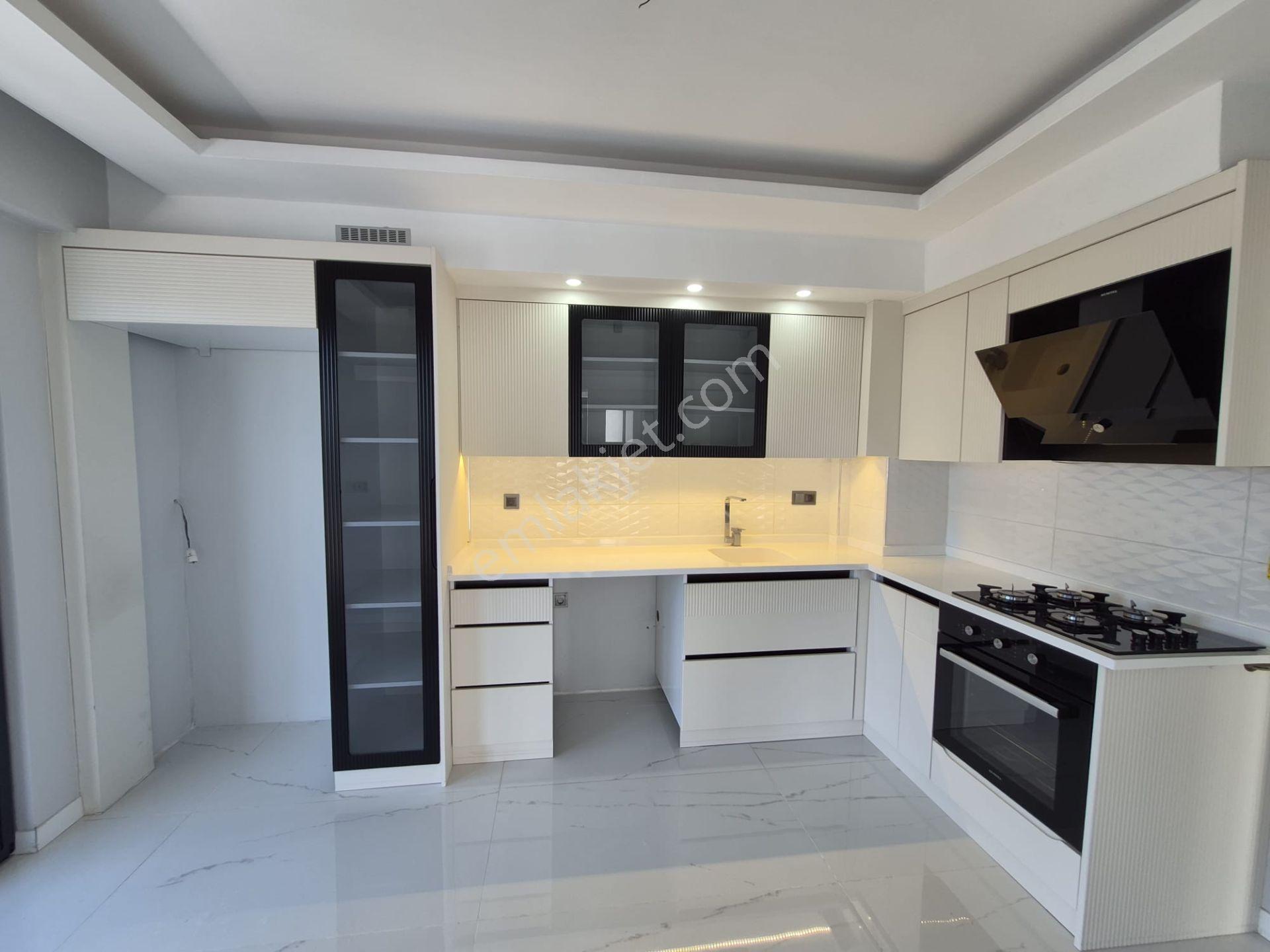 Afyon Üçok Emlaktan Kanlıca Mah Kiralık Sıfır Niteliğinde Lüx 3+1 1 Kat Daire - Görsel 8
