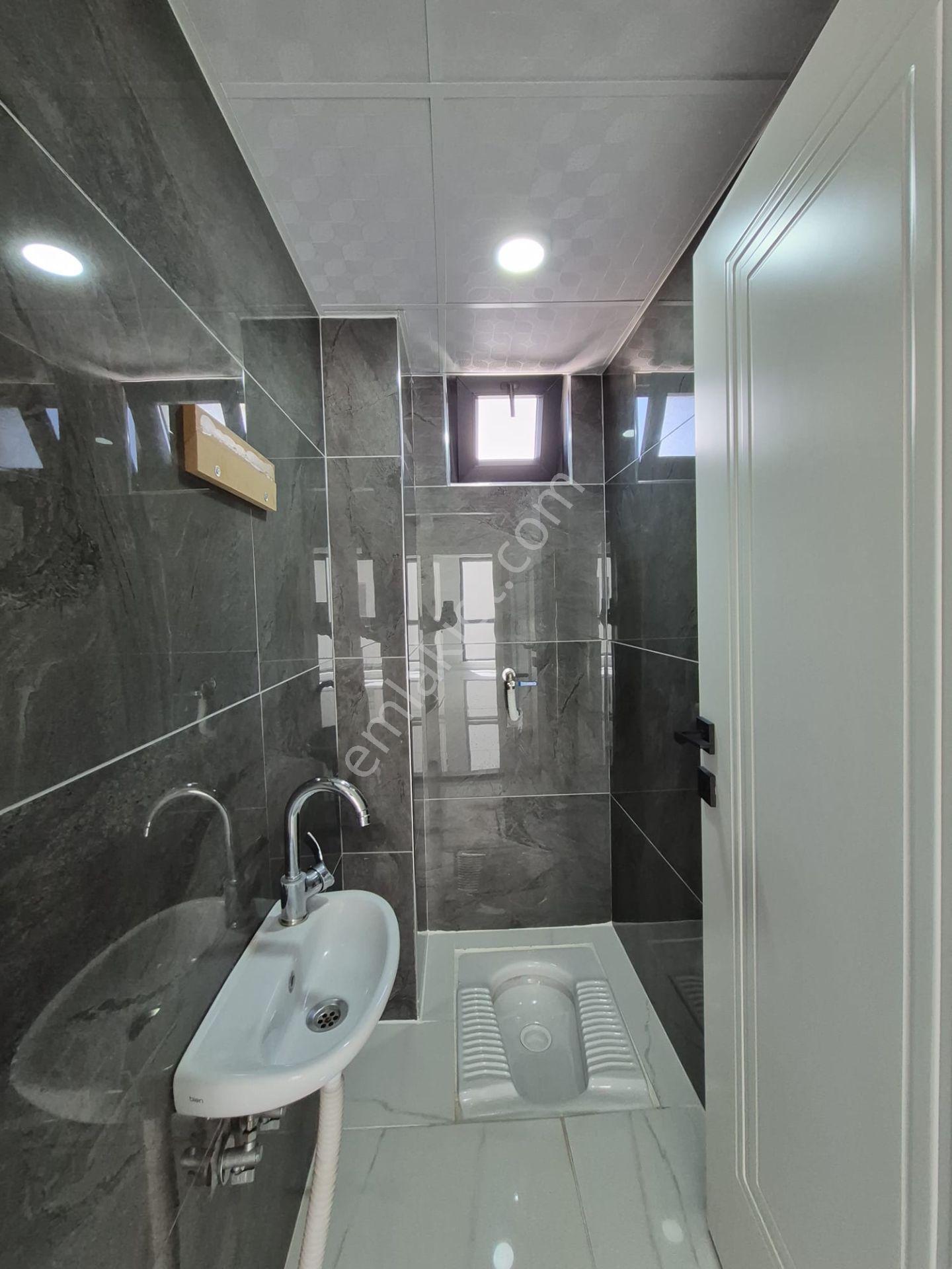 Afyon Üçok Emlaktan Kanlıca Mah Kiralık Sıfır Niteliğinde Lüx 3+1 1 Kat Daire - Görsel 12