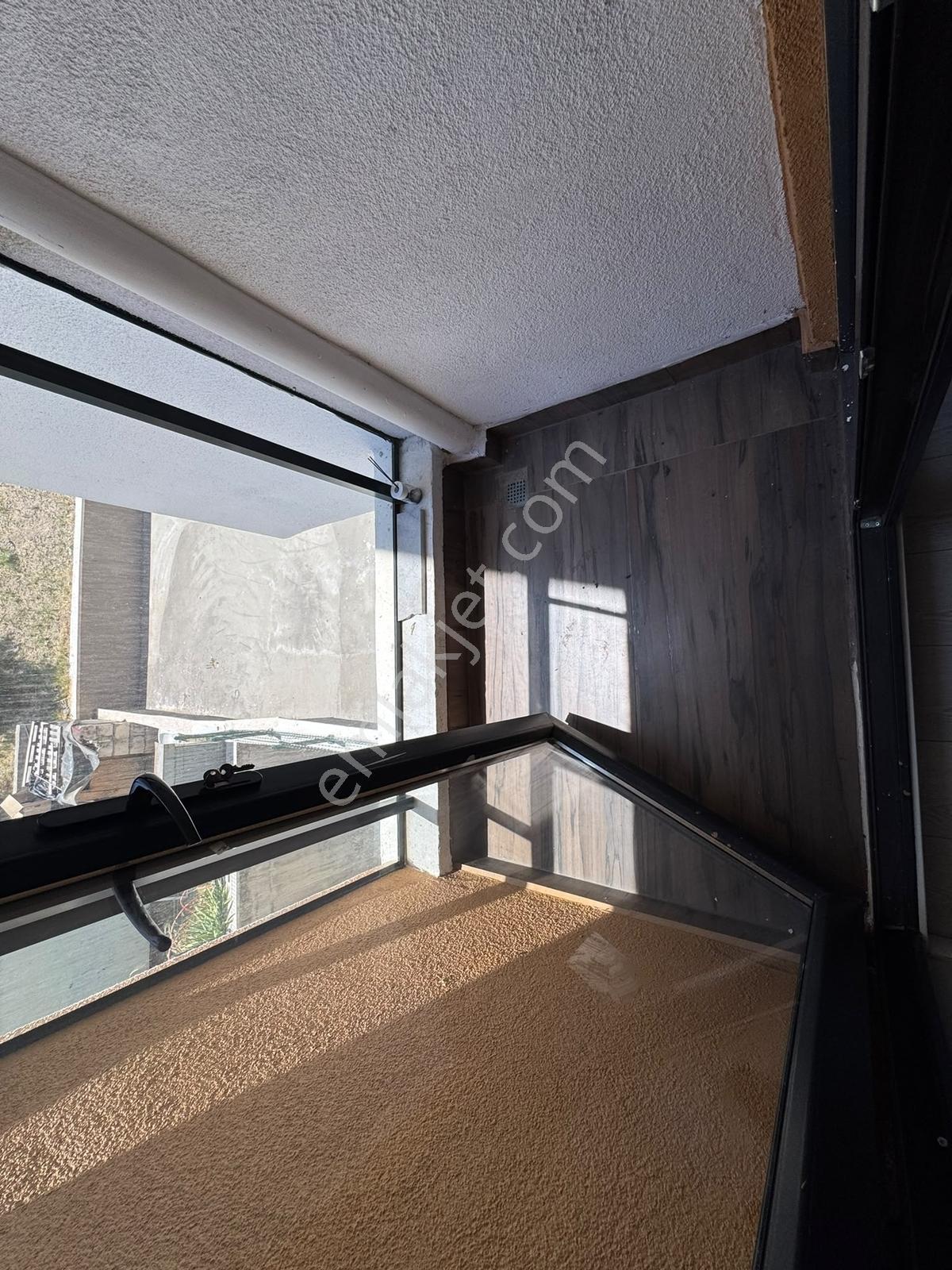 Selçuklu Caddesinde Asansörlü 2+1 70m2 Lüx Yapılı A.mutfaklı - Görsel 16