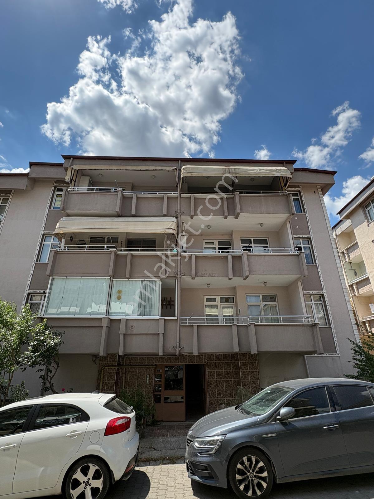 Turyap Palastan Derincede Full Eşyalı Kiralık 2 + 1 Daire. - Görsel 4
