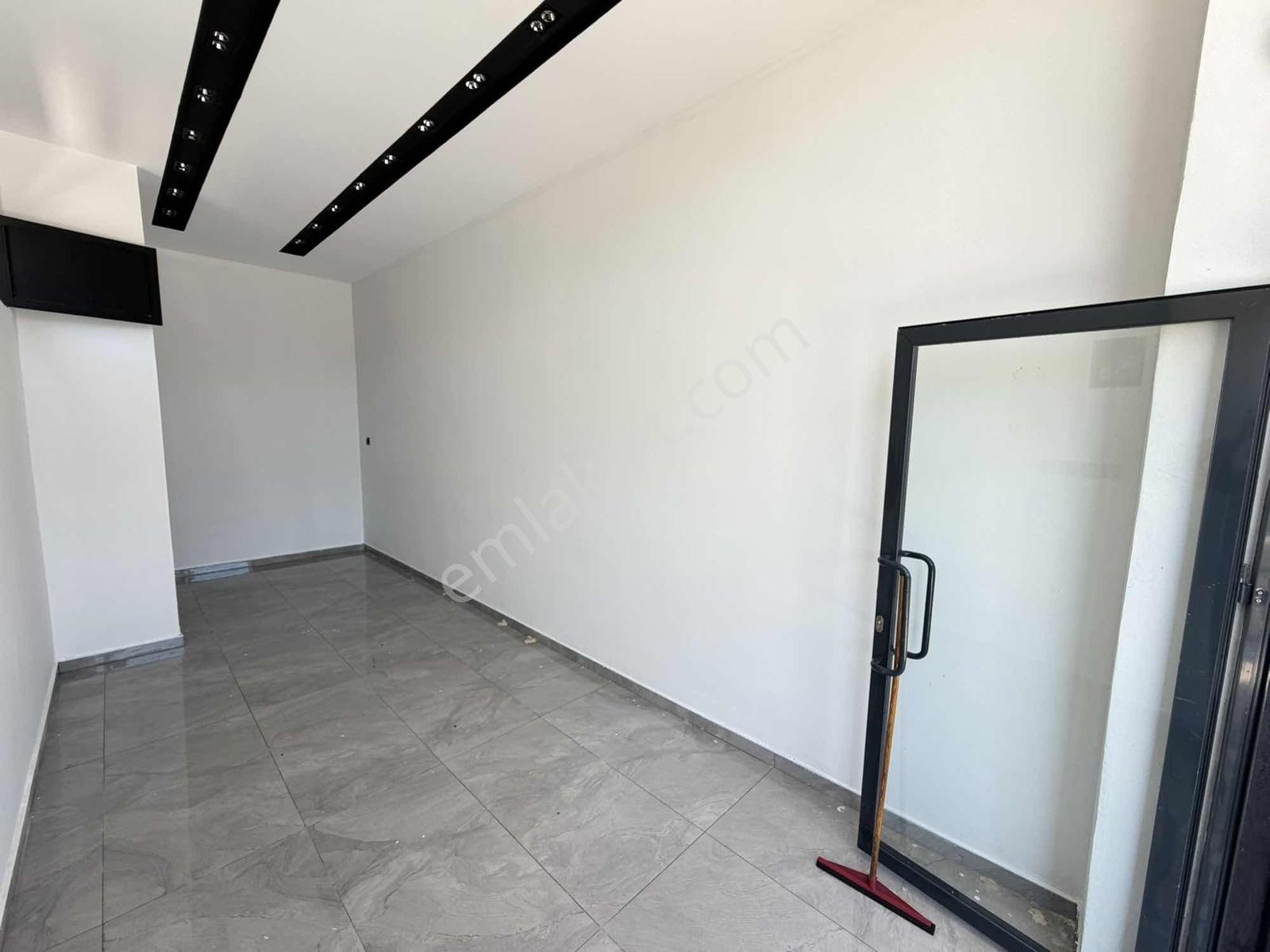 İşlek Yol Üstü Kiralık Dükkan! - Görsel 10