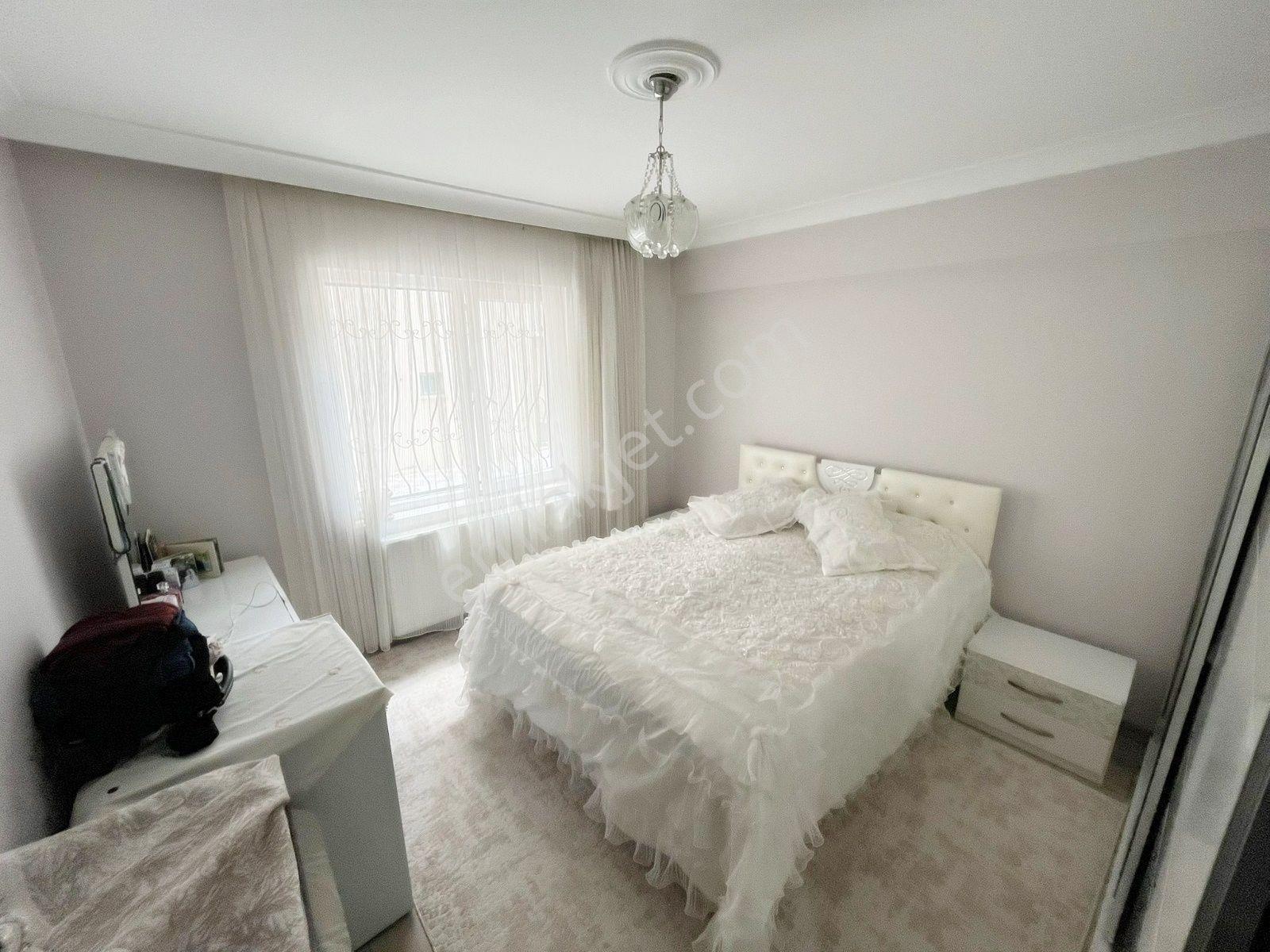Yükseltepe'de Satılık 3+1/120m2 Cadde Üzeri Geniş Masrafsız Daire Tüm Cepheler Açık - Görsel 21