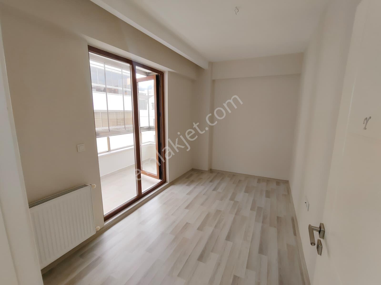 Güzelyalı Eğitim Mah Satılık 3+1 Havuzlu Yeni Daire Arakat - Görsel 14
