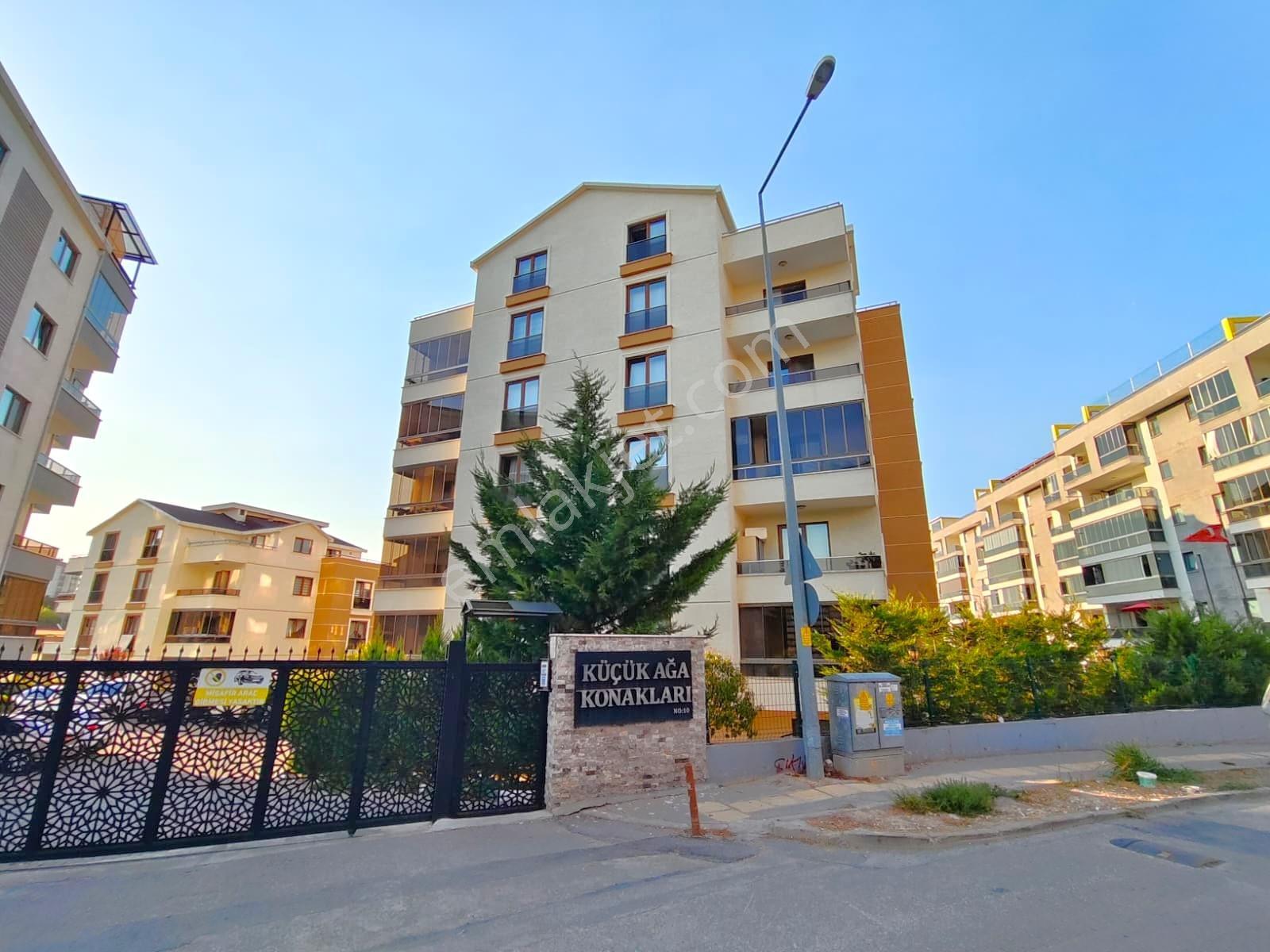Güzelyalı Eğitim Mah Satılık 3+1 Havuzlu Yeni Daire Arakat - Görsel 2