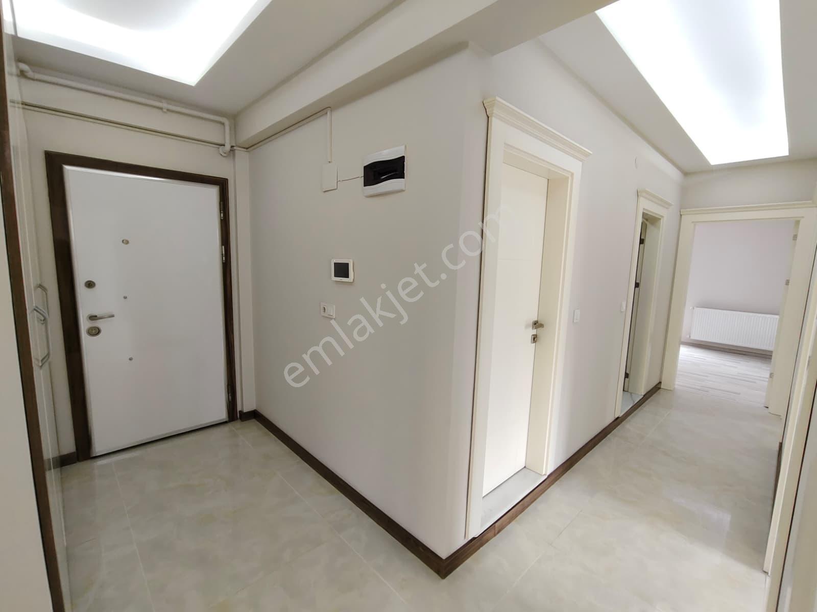 Güzelyalı Eğitim Mah Satılık 3+1 Havuzlu Yeni Daire Arakat - Görsel 4