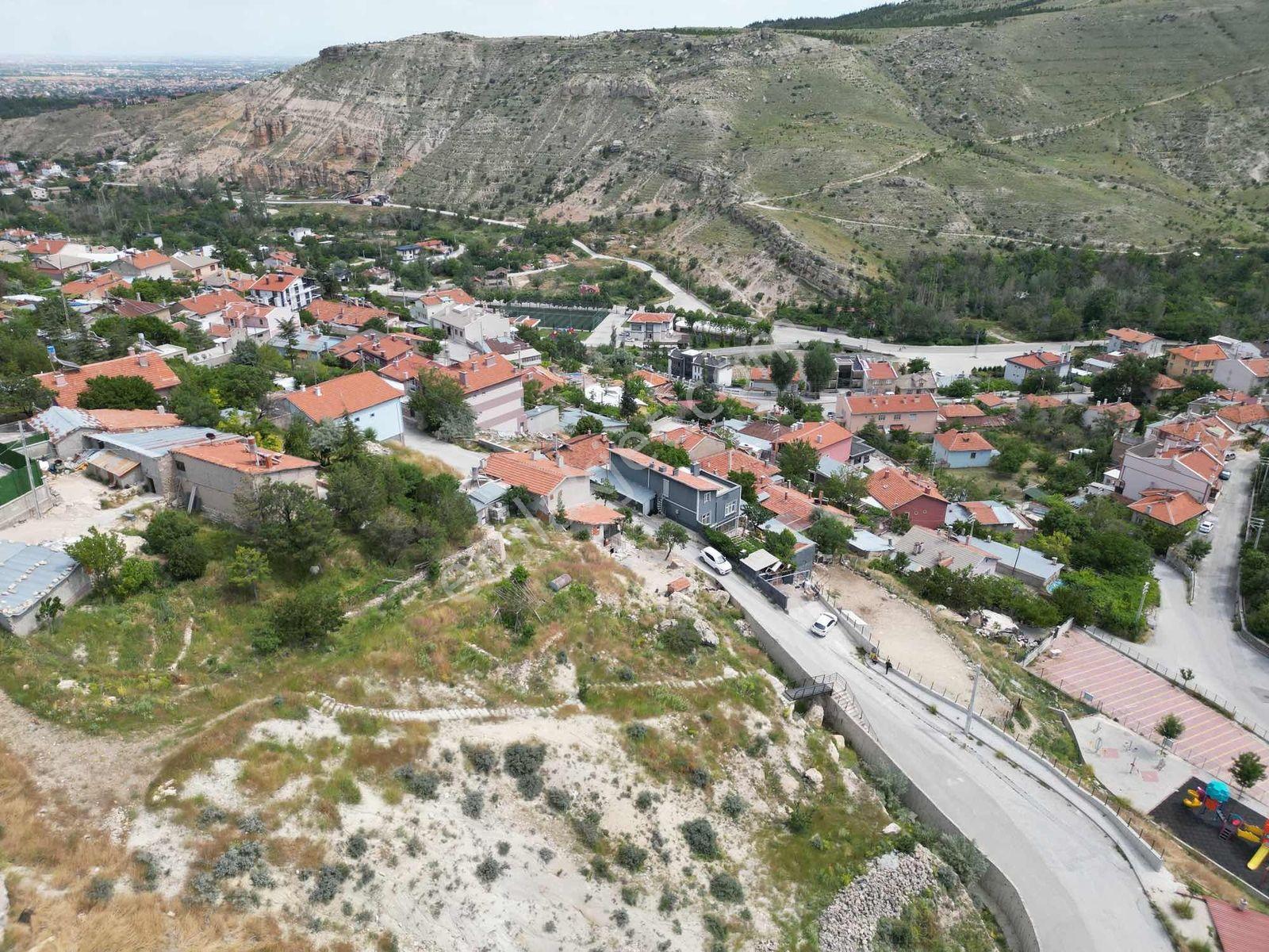 Meram Derecamikebirde Kiracılı 834 M² Bahçeli Evli Satılık Arsa - Görsel 26