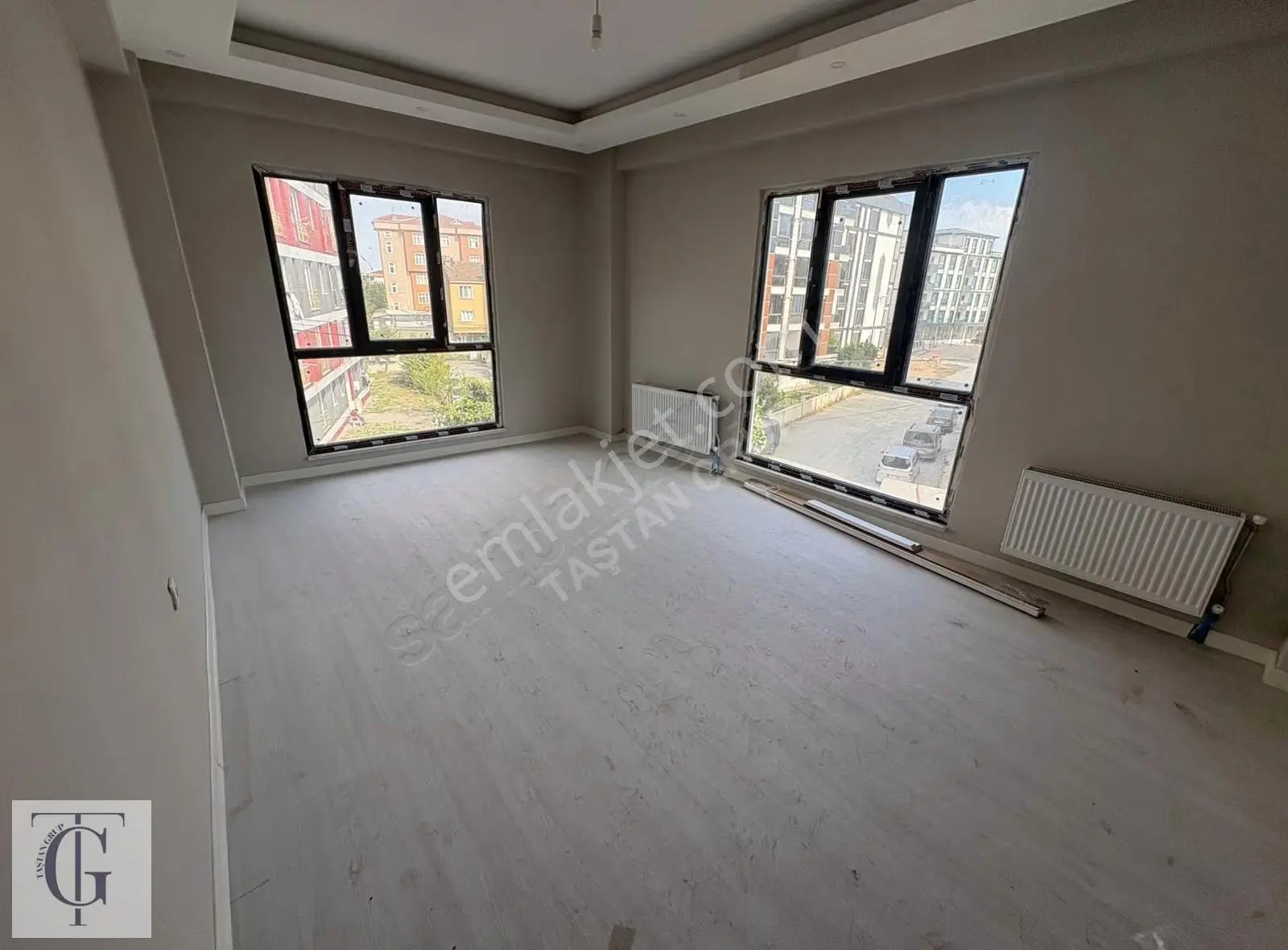 Taştan Grup'tan Hadımköy Merkezde 90 M² Sıfır Lüks Daire