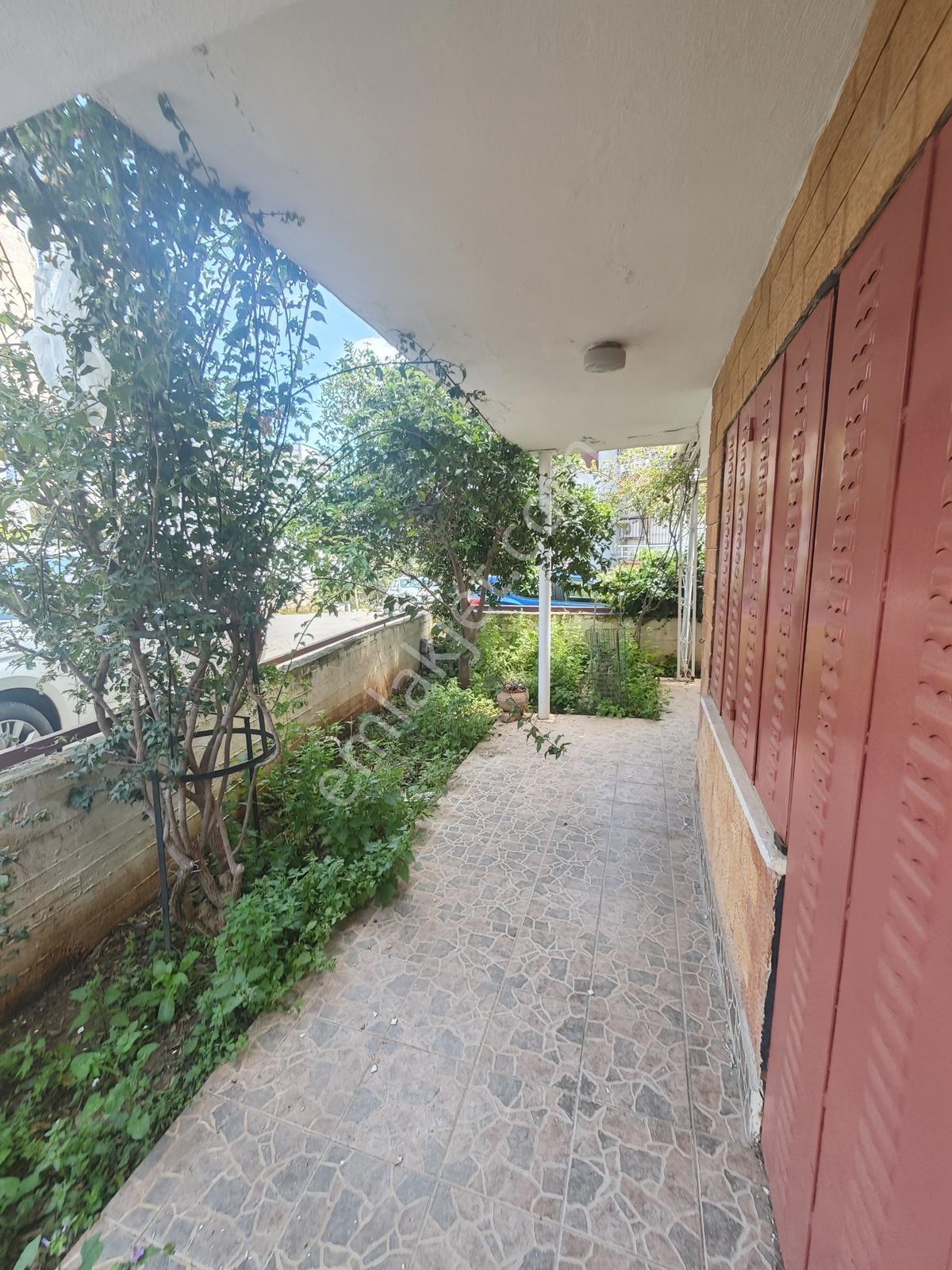 Altınkum Da Denize Yürüme Mesafesinde ,eşyalı 2+1 Satılık Daire - Görsel 8