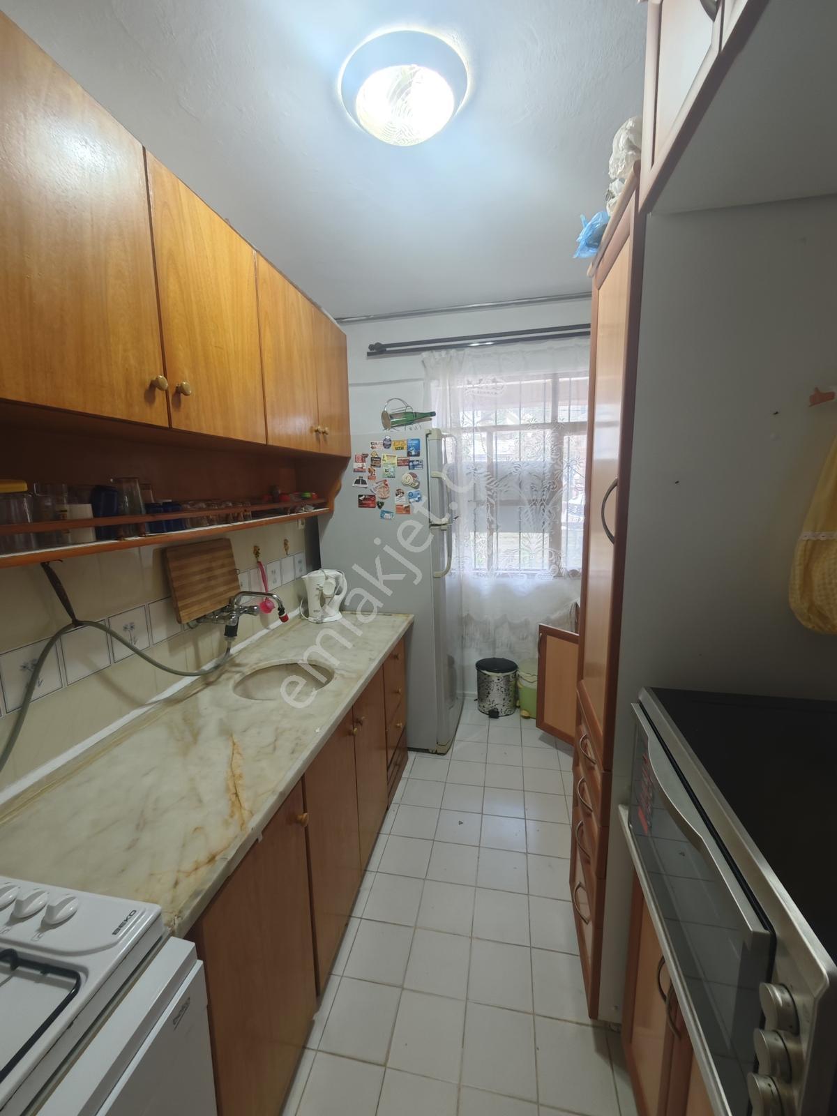 Altınkum Da Denize Yürüme Mesafesinde ,eşyalı 2+1 Satılık Daire - Görsel 6