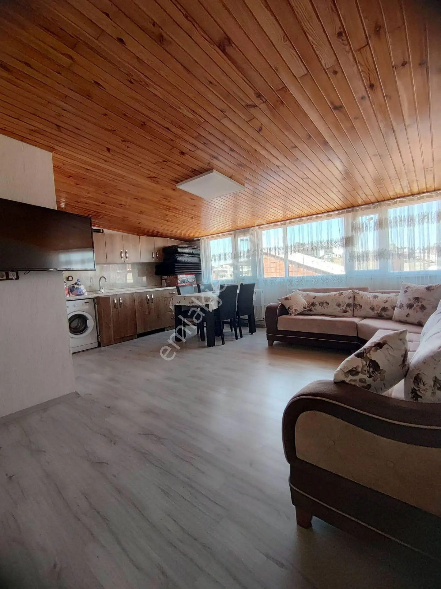 Turgutlu Satılık Yedi Eylül Mah 190m2 3+1 Oda 3. Kat Dubleks Daire - Görsel 4