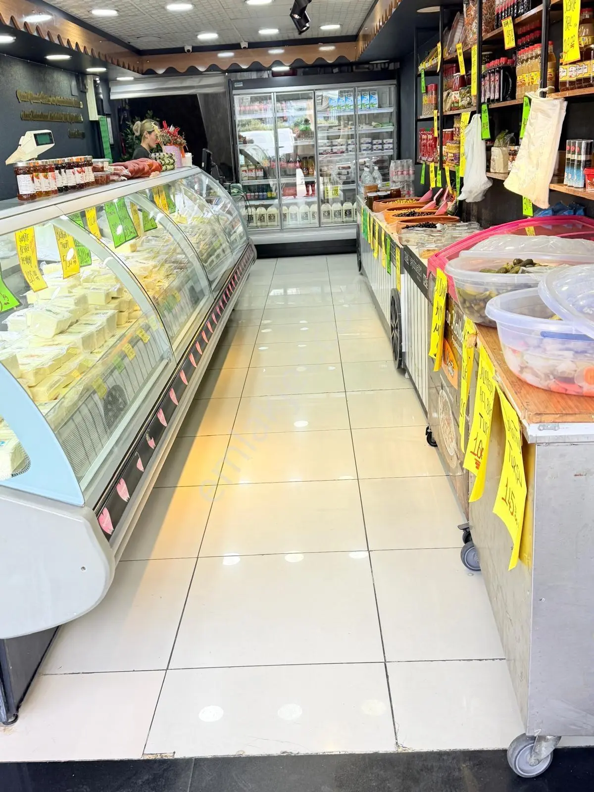 Başkut'tan Anadolu Caddesi Üzerinde Devren Kiralık Şarküteri - Görsel 8