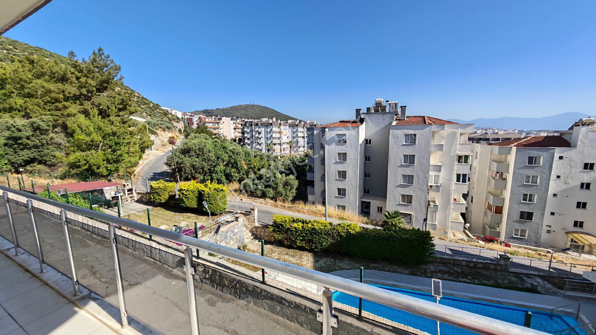 Kuşadası'nda Havuzlu Site İçinde 167 M2 3+1 Daire - Görsel 27
